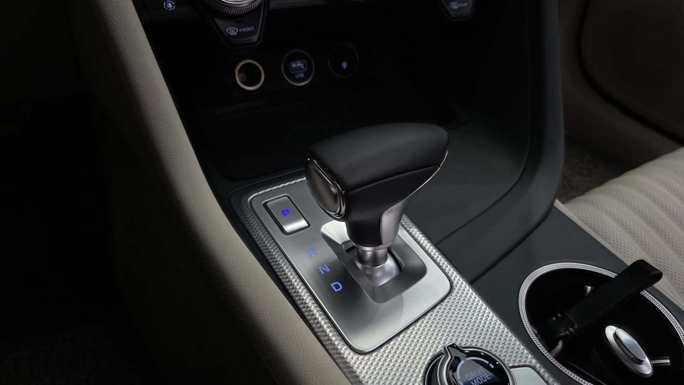 Genesis G70 Gasoline 2.0T 2WD, 2021 г. 84865 км. — фото 8