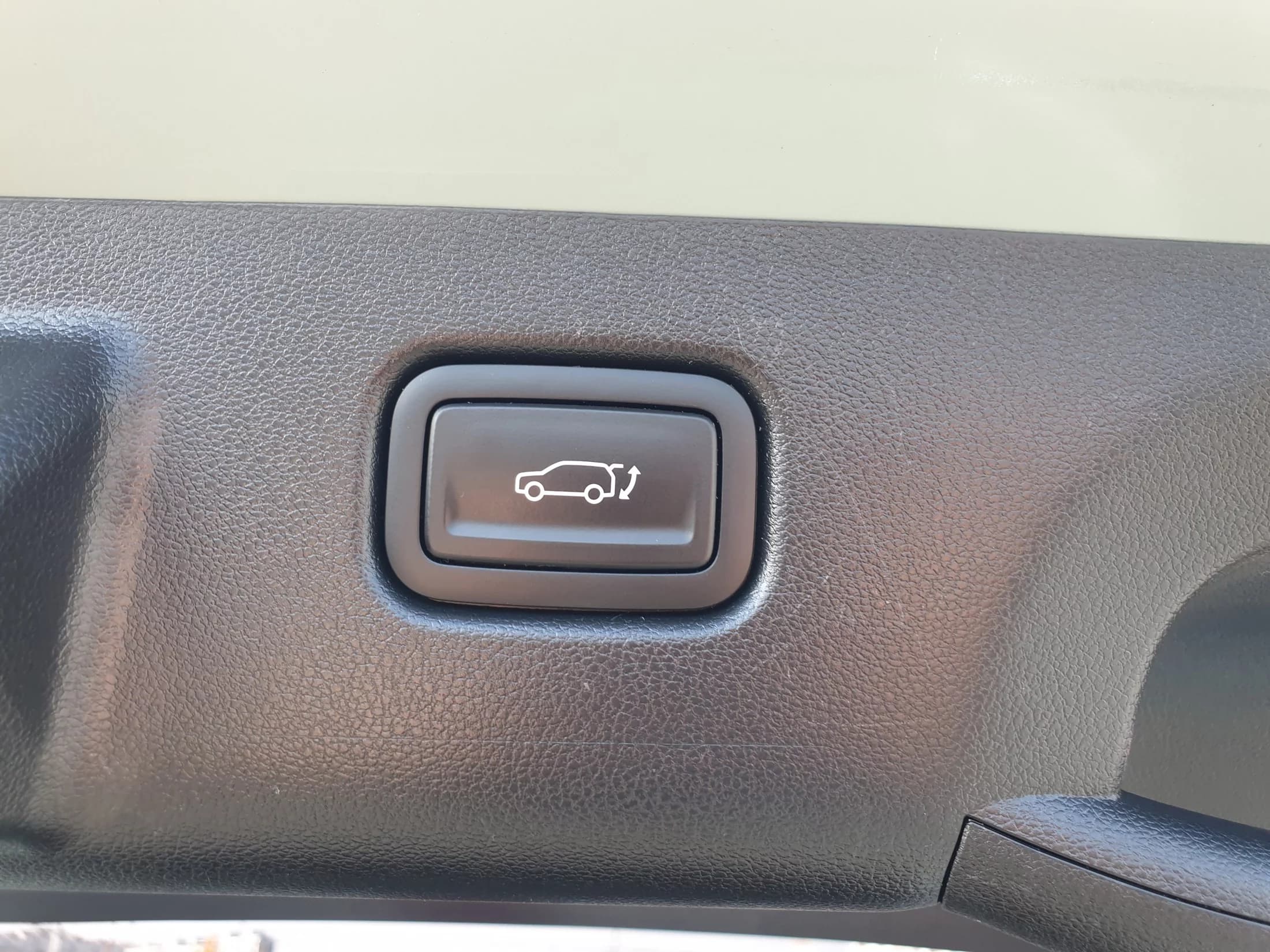 Hyundai Kona Gasoline 1.6 Turbo 2WD Inspiration, 2023 г. 84459 км. — фото 20