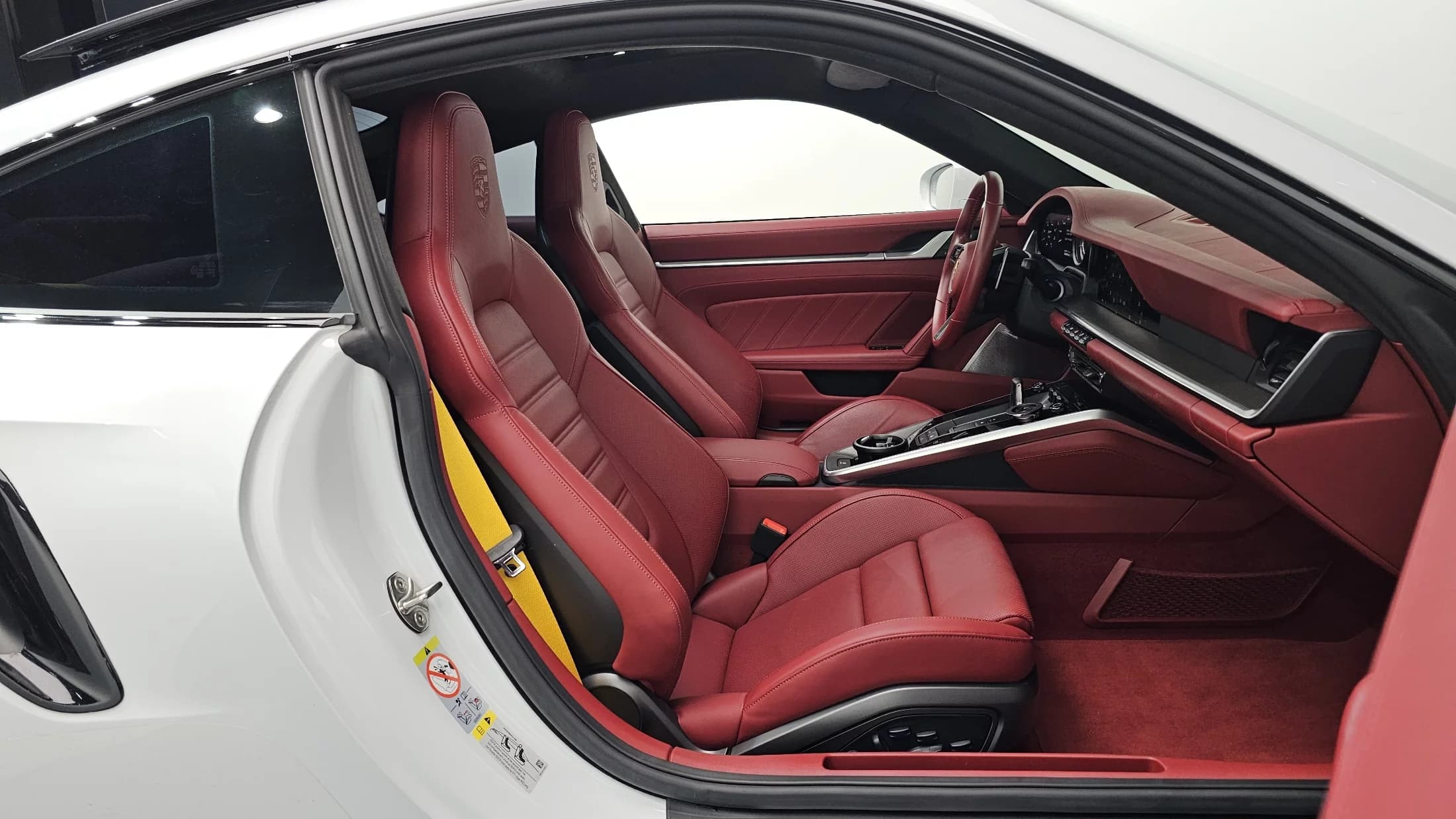 Porsche 911 Turbo S, 2023 г. 5653 км. — фото 10