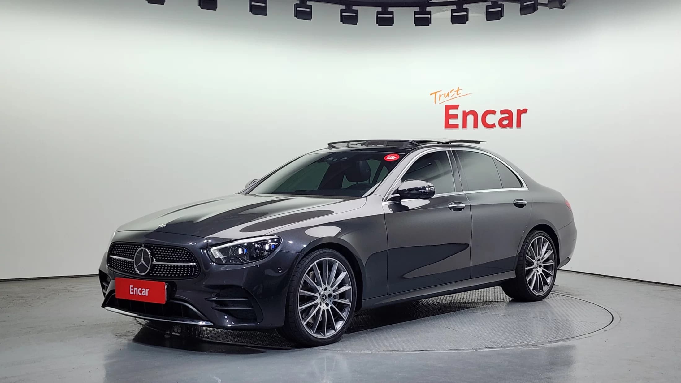 Mercedes-Benz E-Class E350 4MATIC AMG Line, 2021 г. 75673 км.