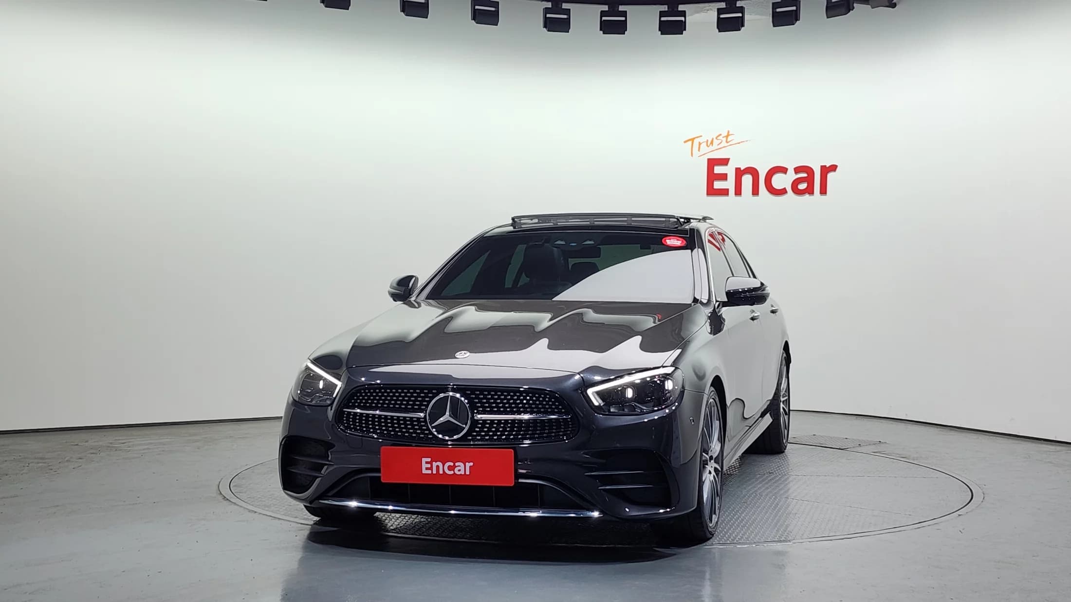 Mercedes-Benz E-Class E350 4MATIC AMG Line, 2021 г. 75673 км. — фото 3