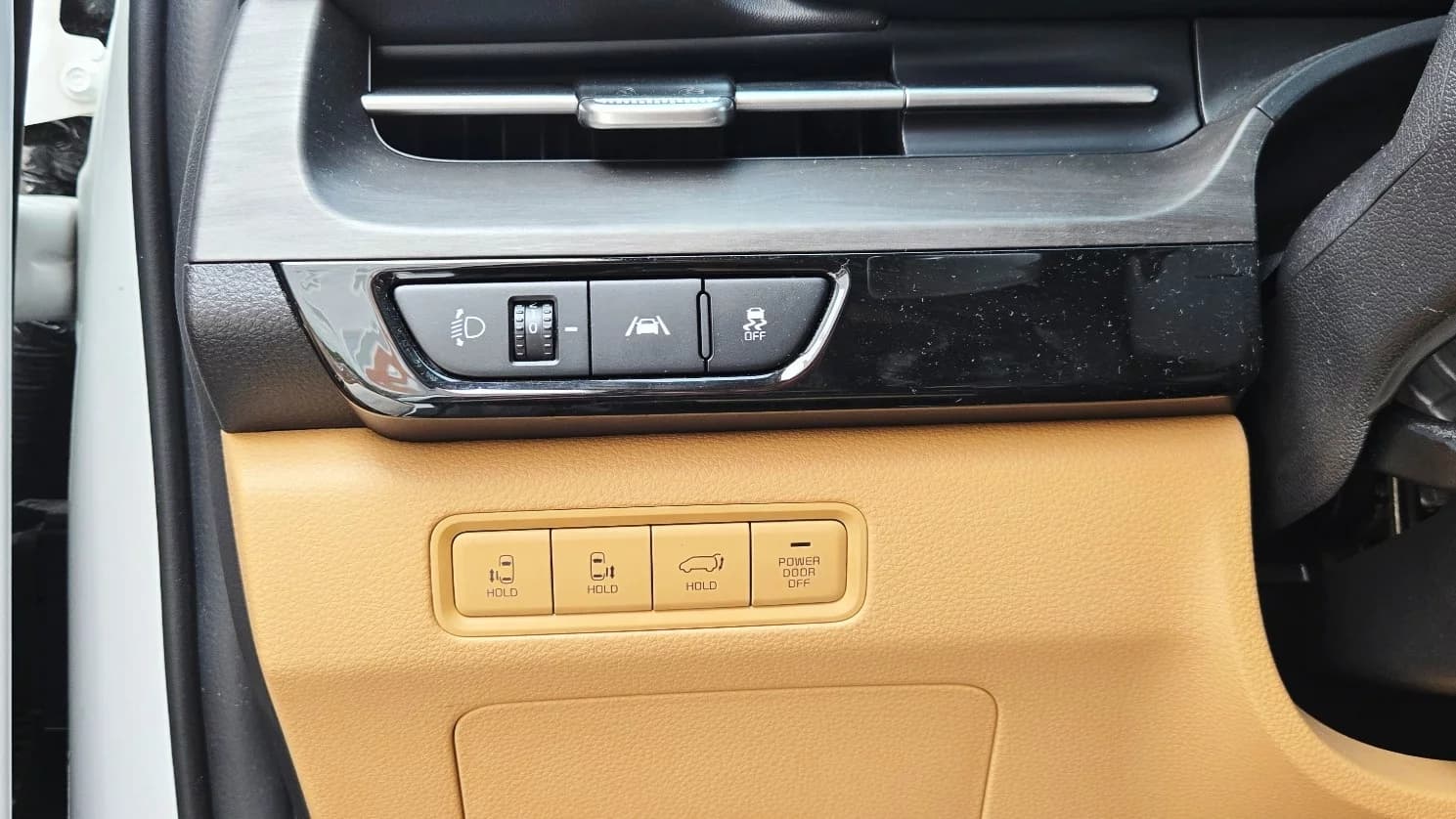 Kia Carnival 9-Seater Noblesse, 2022 г. 44644 км. — фото 14
