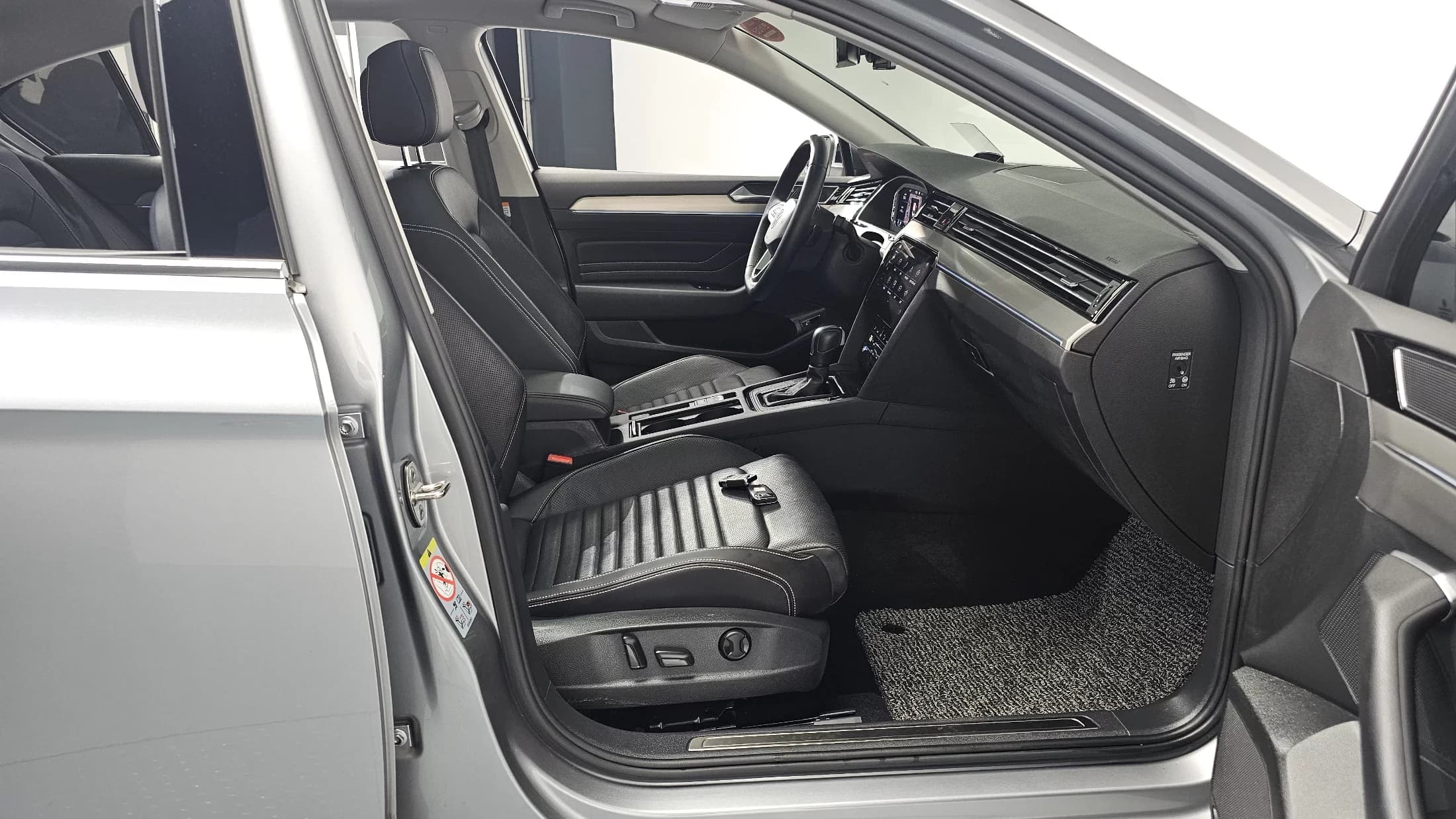 Volkswagen PASSAT 2.0 TDI Prestige, 2021 г. 12980 км. — фото 11