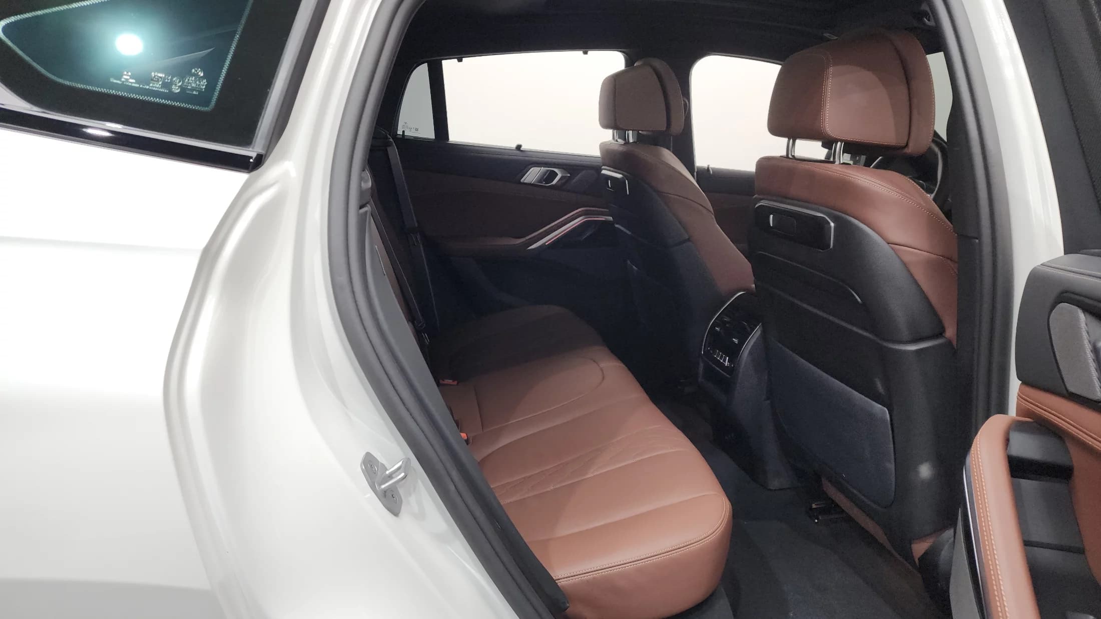 BMW X6 xDrive40d M Sport Online Exclusive, 2025 г. 8072 км. — фото 12