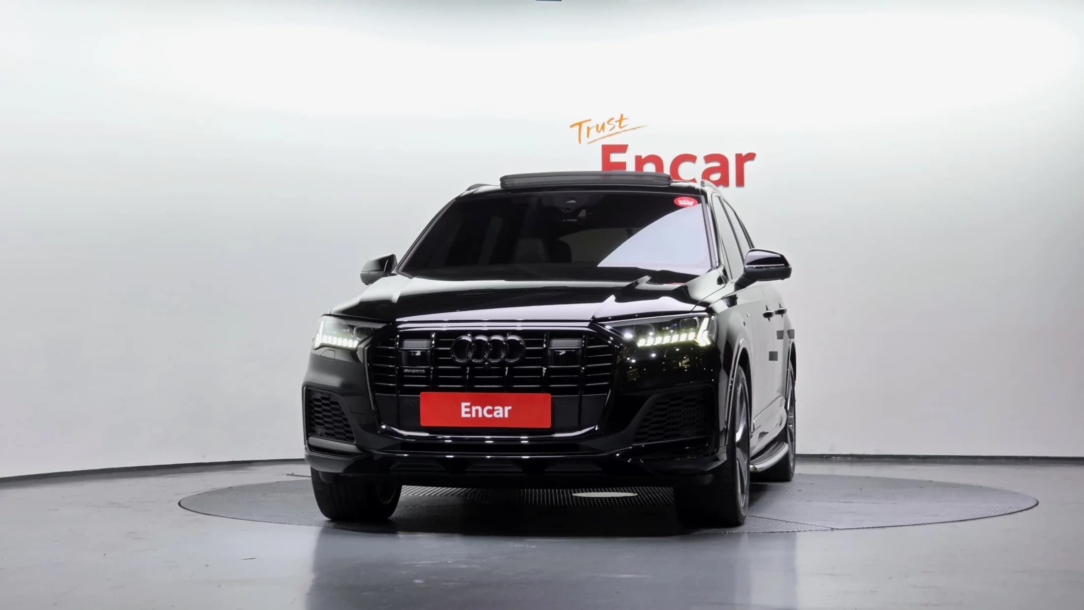 Audi Q7 55 TFSI Quattro Premium, 2023 г. 7957 км. — фото 3