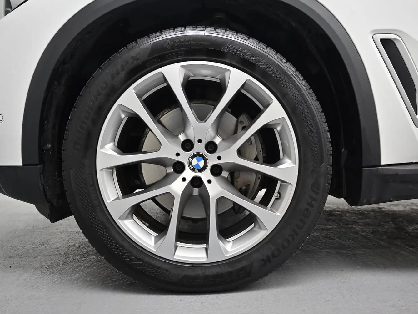 BMW X5 xDrive 30d xLine, 2021 г. 67312 км. — фото 5