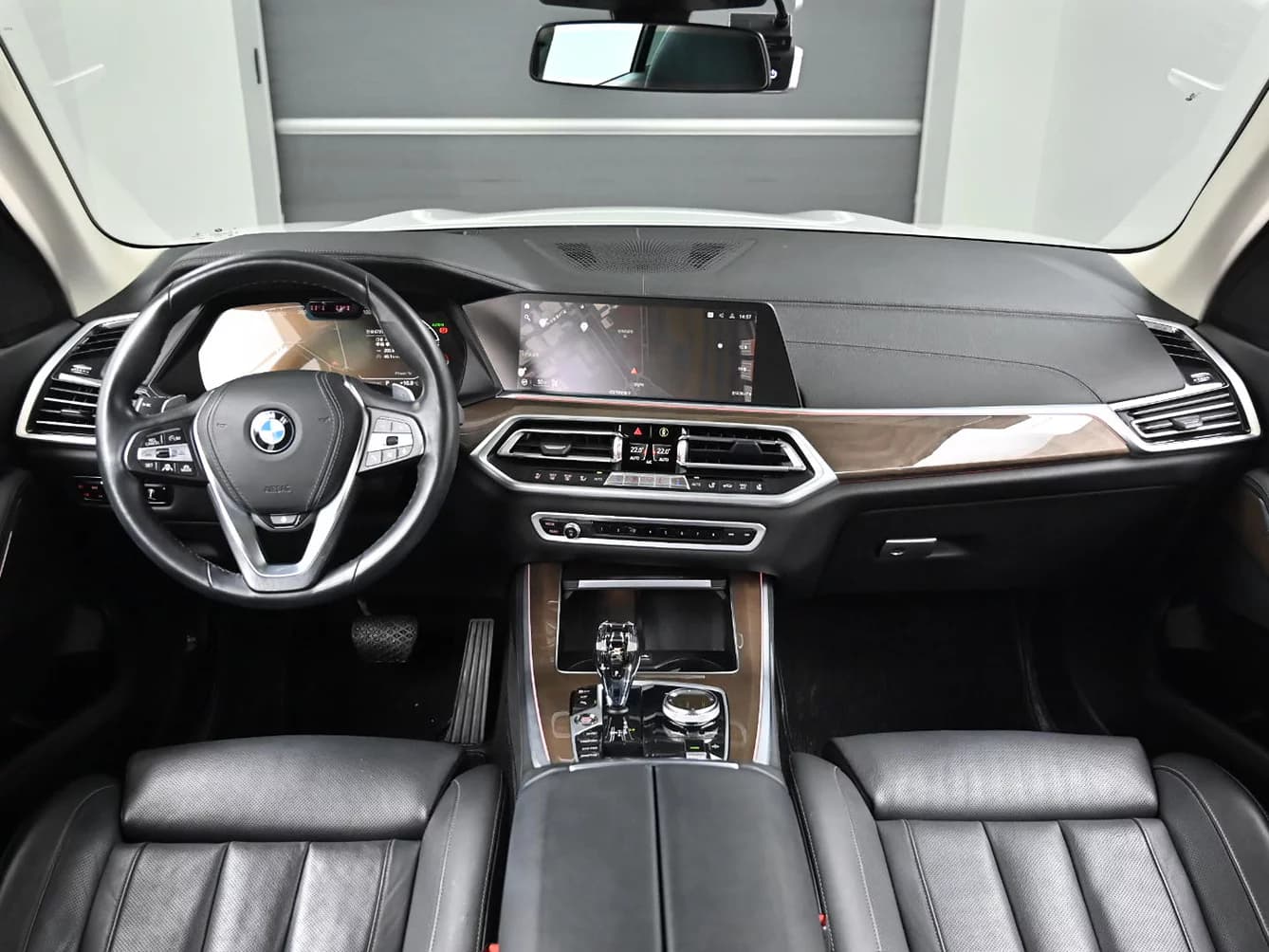 BMW X5 xDrive 30d xLine, 2021 г. 67312 км. — фото 7