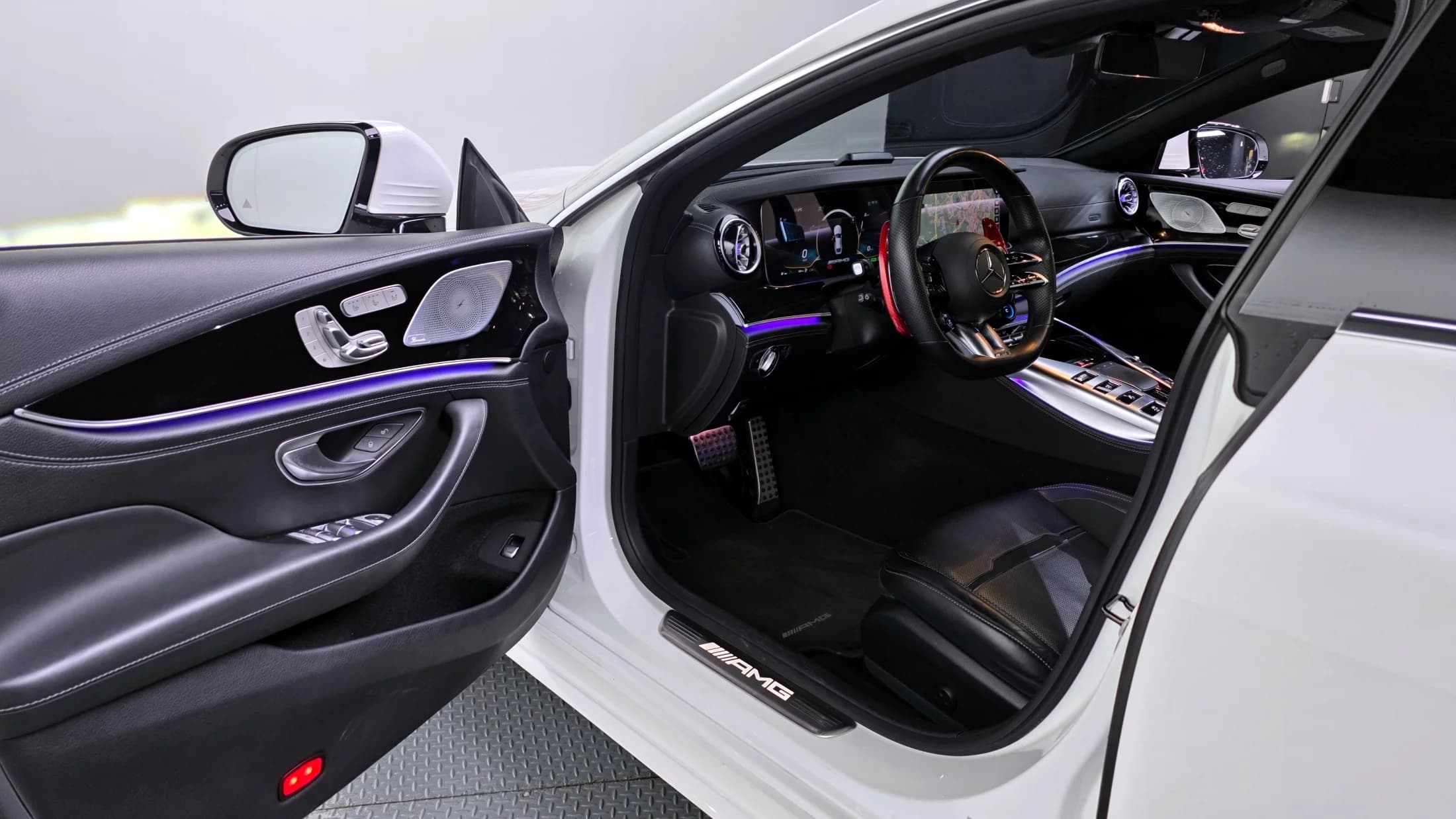 Mercedes-Benz AMG GT 4Door 43 4MATIC+, 2022 г. 64027 км. — фото 10