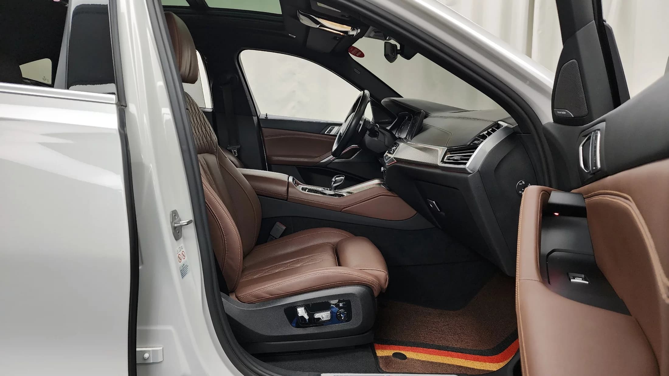 BMW X6 xDrive40i M Sport, 2023 г. 53502 км. — фото 11