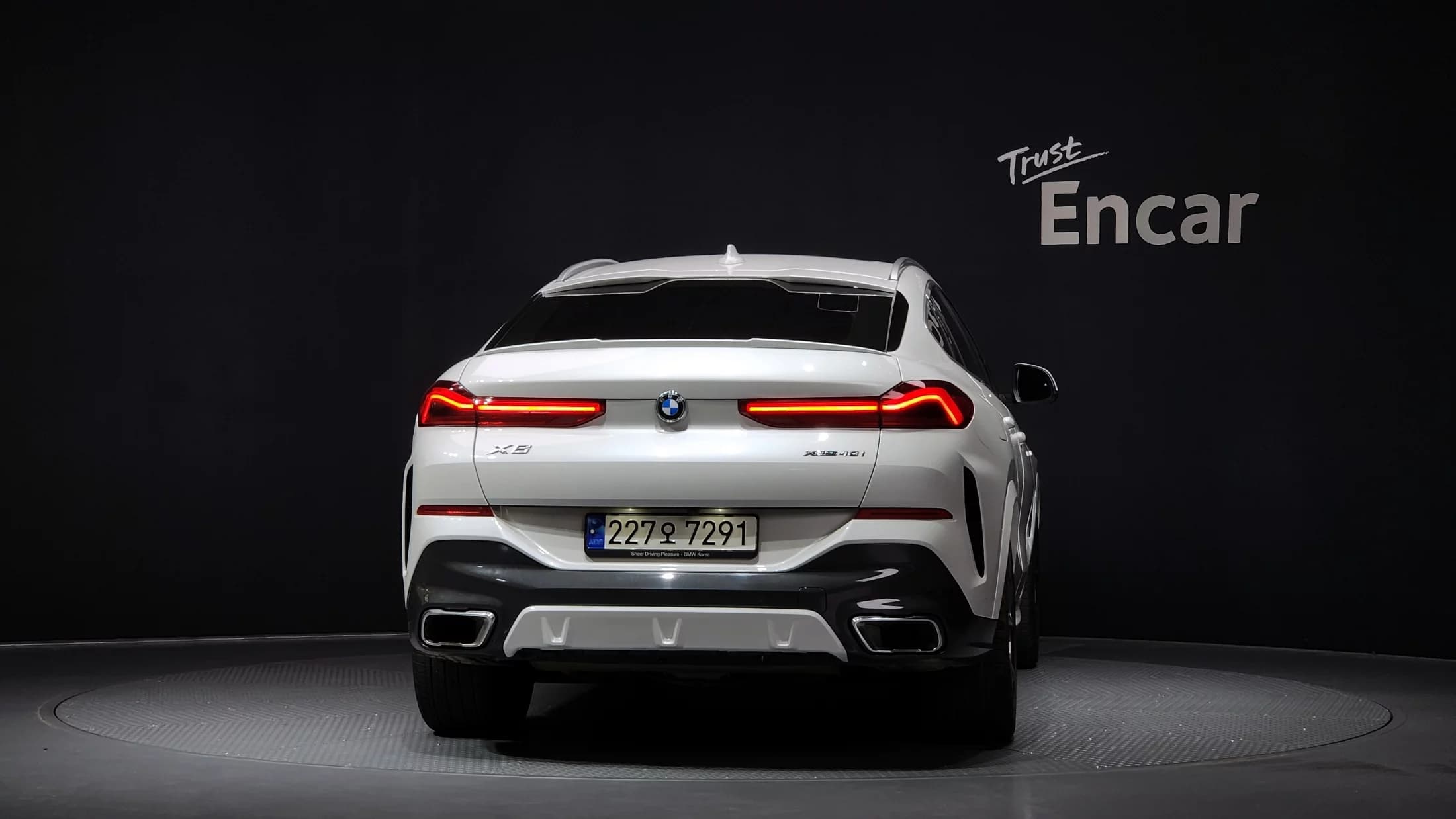 BMW X6 xDrive40i M Sport, 2023 г. 53502 км. — фото 4