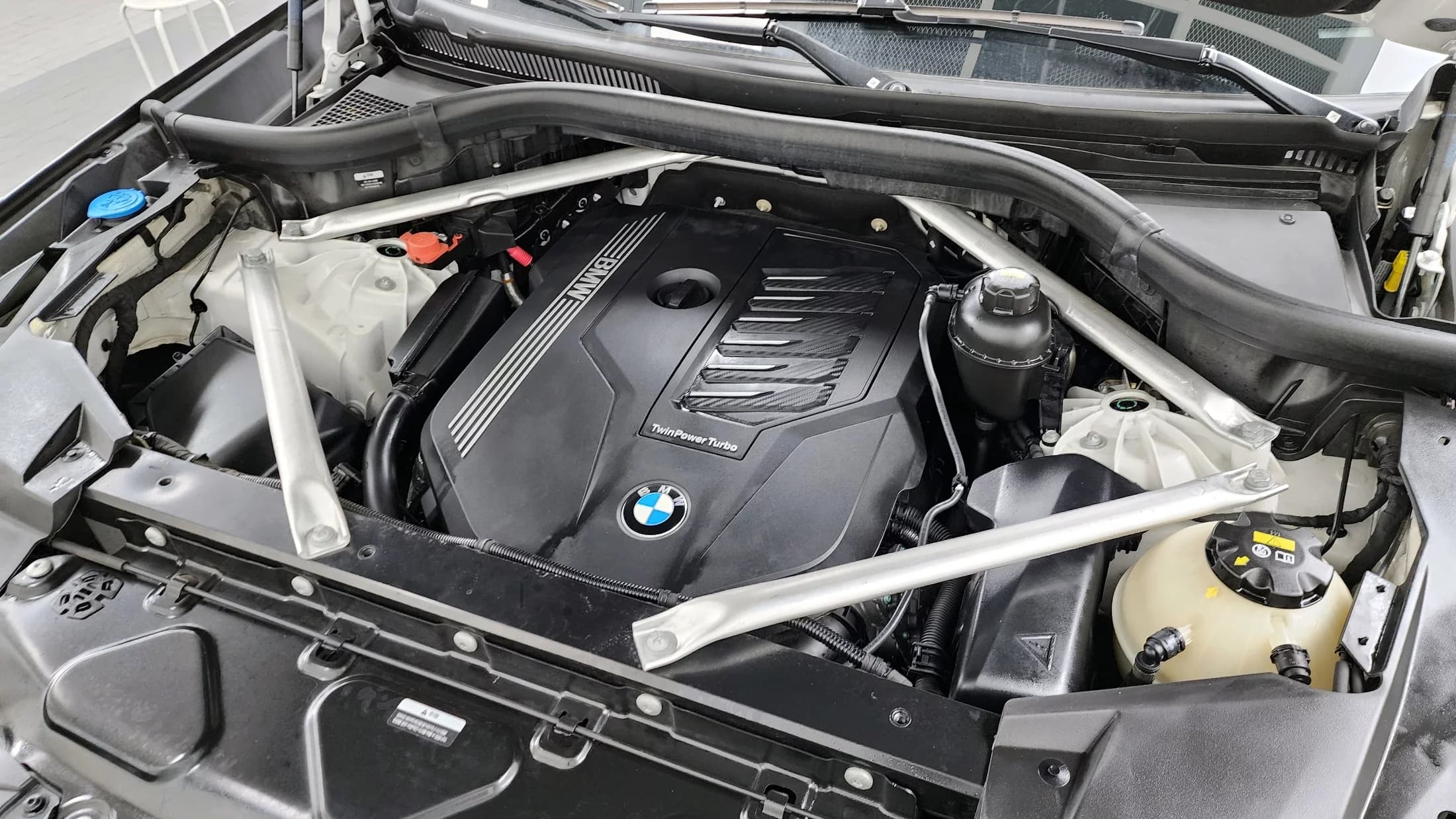 BMW X6 xDrive40i M Sport, 2023 г. 53502 км. — фото 6