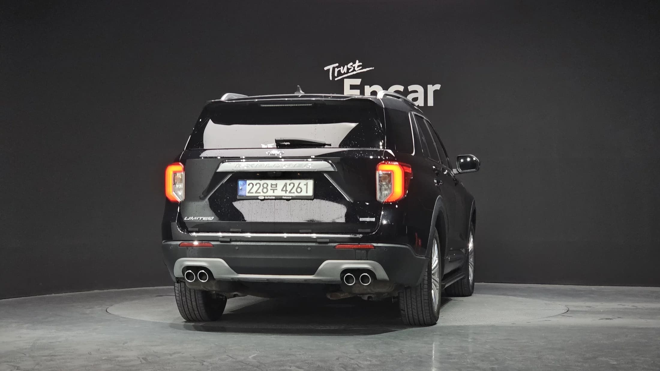 Ford EXPLORER 3.0 PHEV, гибрид, 2021 г. 36887 км. — фото 4