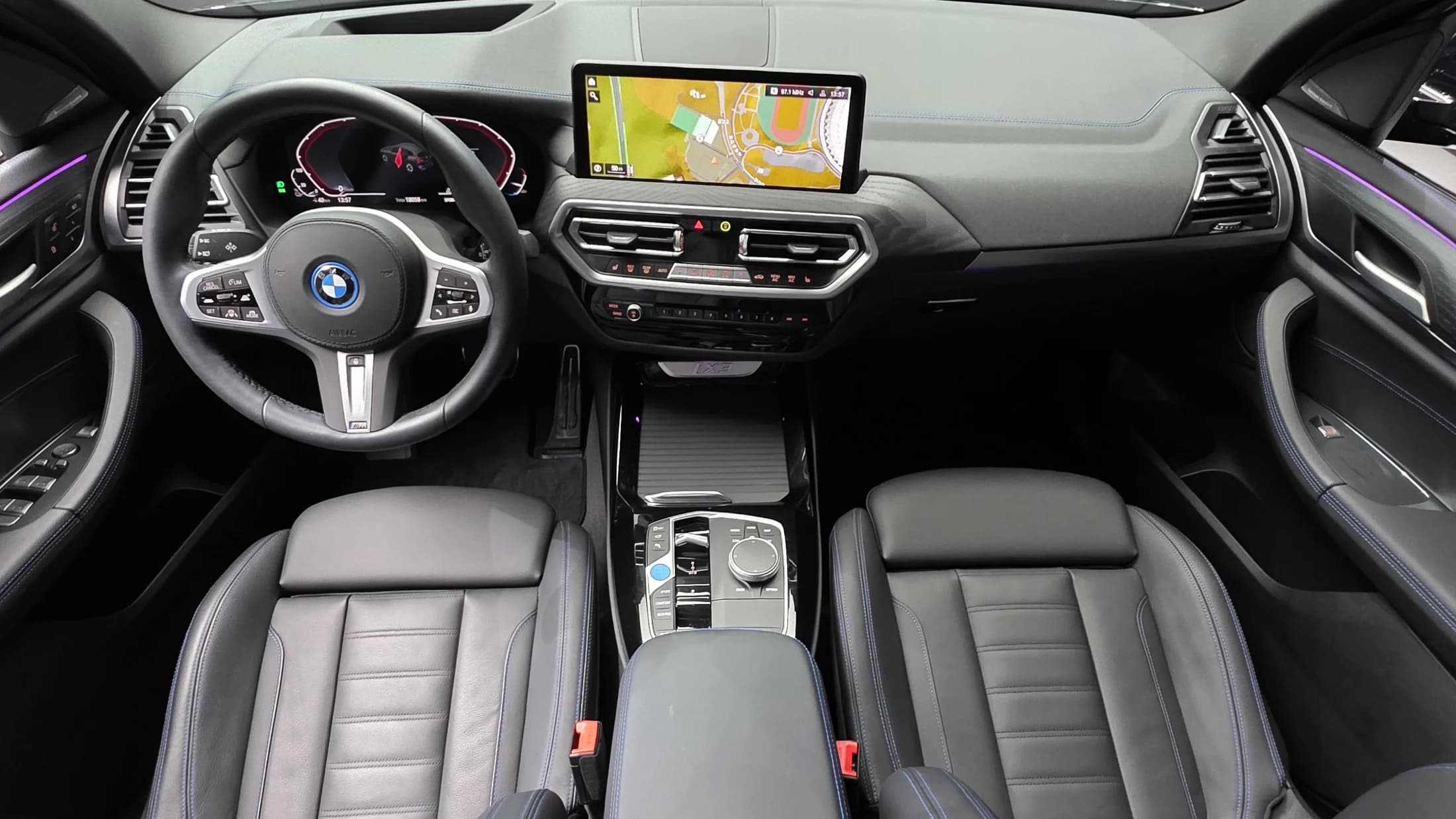 BMW iX3 M Sports, электромобиль, 2025 г. 18081 км. — фото 7