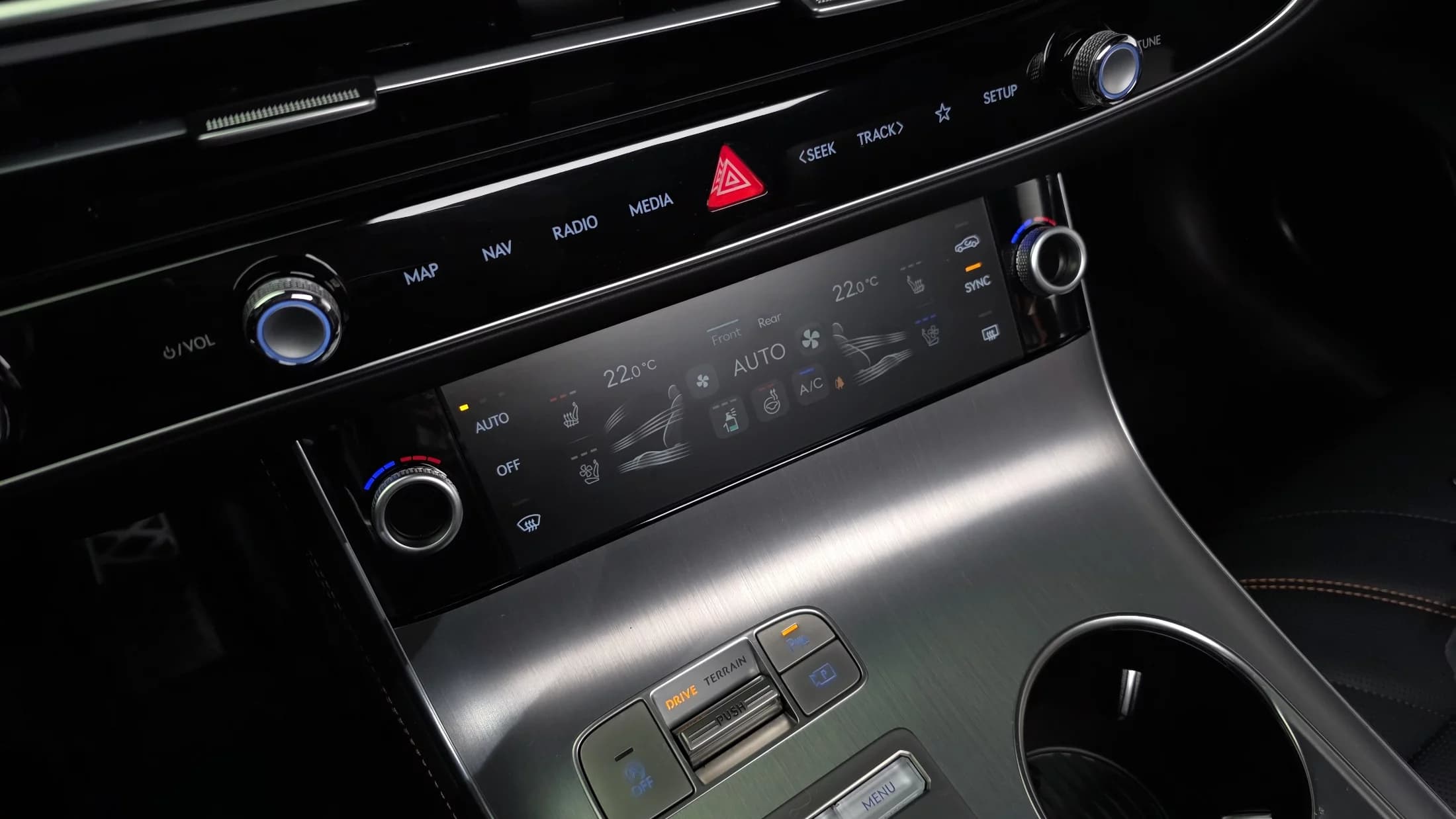 Genesis GV70 3.5T Gasoline AWD, 2024 г. 38270 км. — фото 15