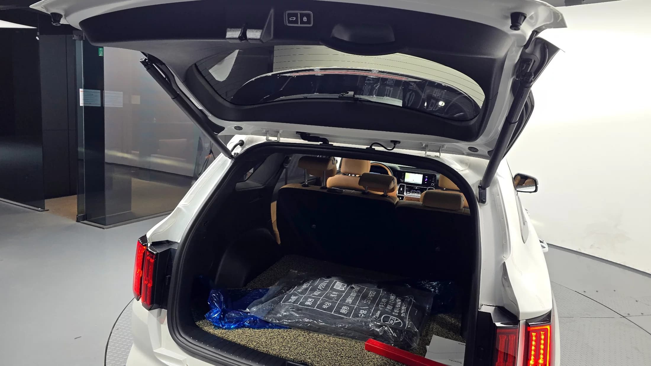 Kia Sorento Diesel 2.2 2WD Gravity, 2022 г. 41527 км. — фото 20