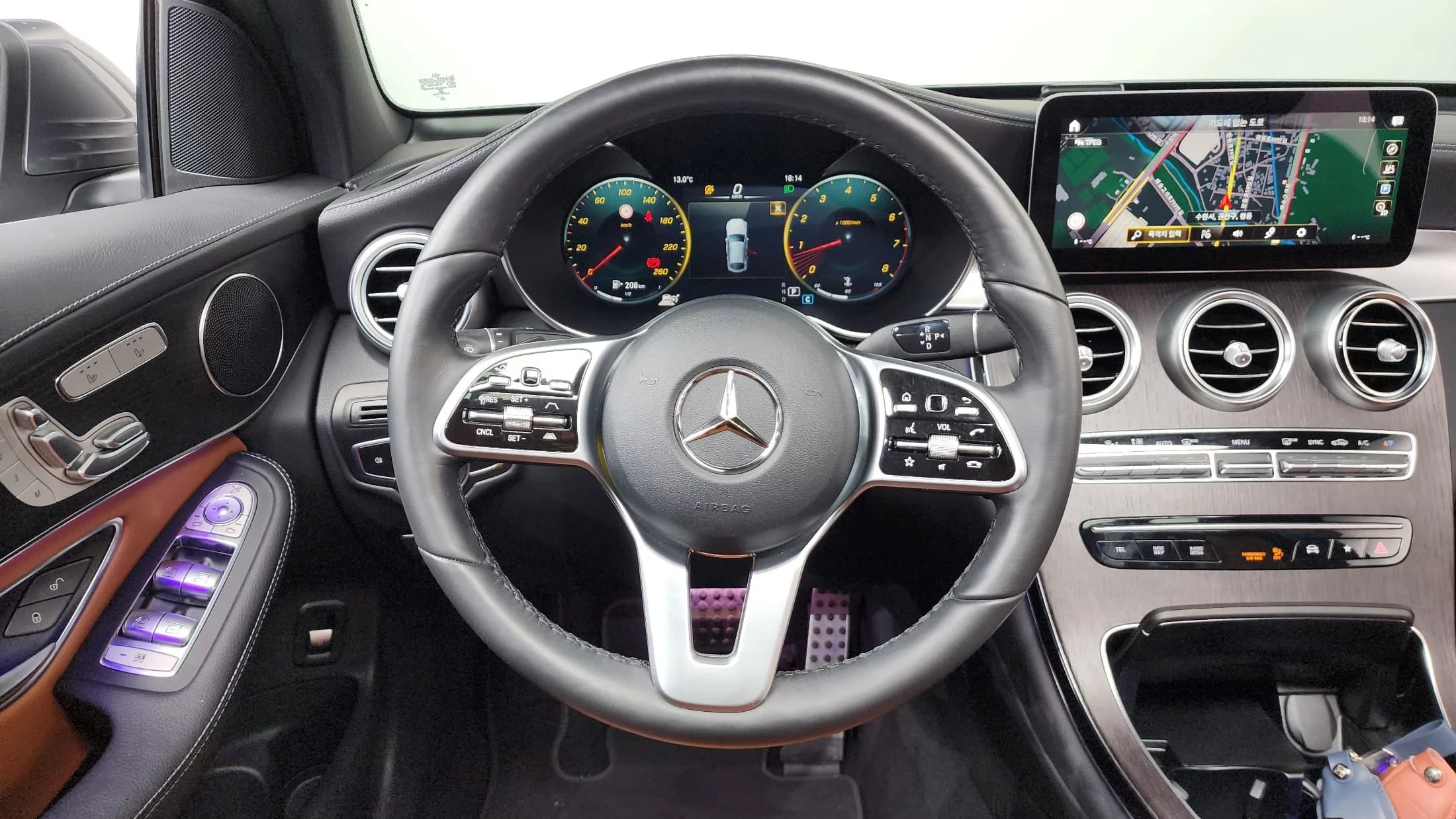 Mercedes-Benz GLC-Class GCL300 4MATIC Coupe, 2022 г. 28710 км. — фото 13