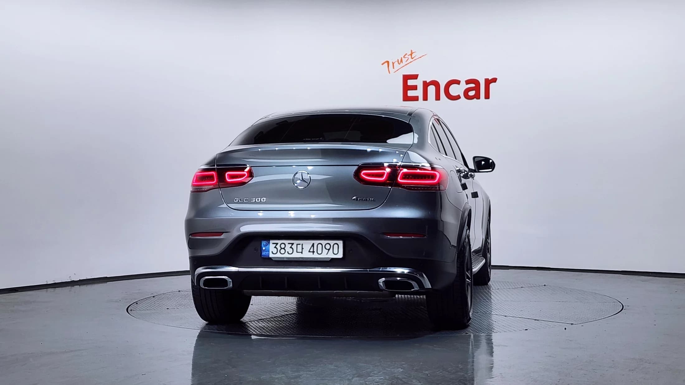 Mercedes-Benz GLC-Class GCL300 4MATIC Coupe, 2022 г. 28710 км. — фото 4