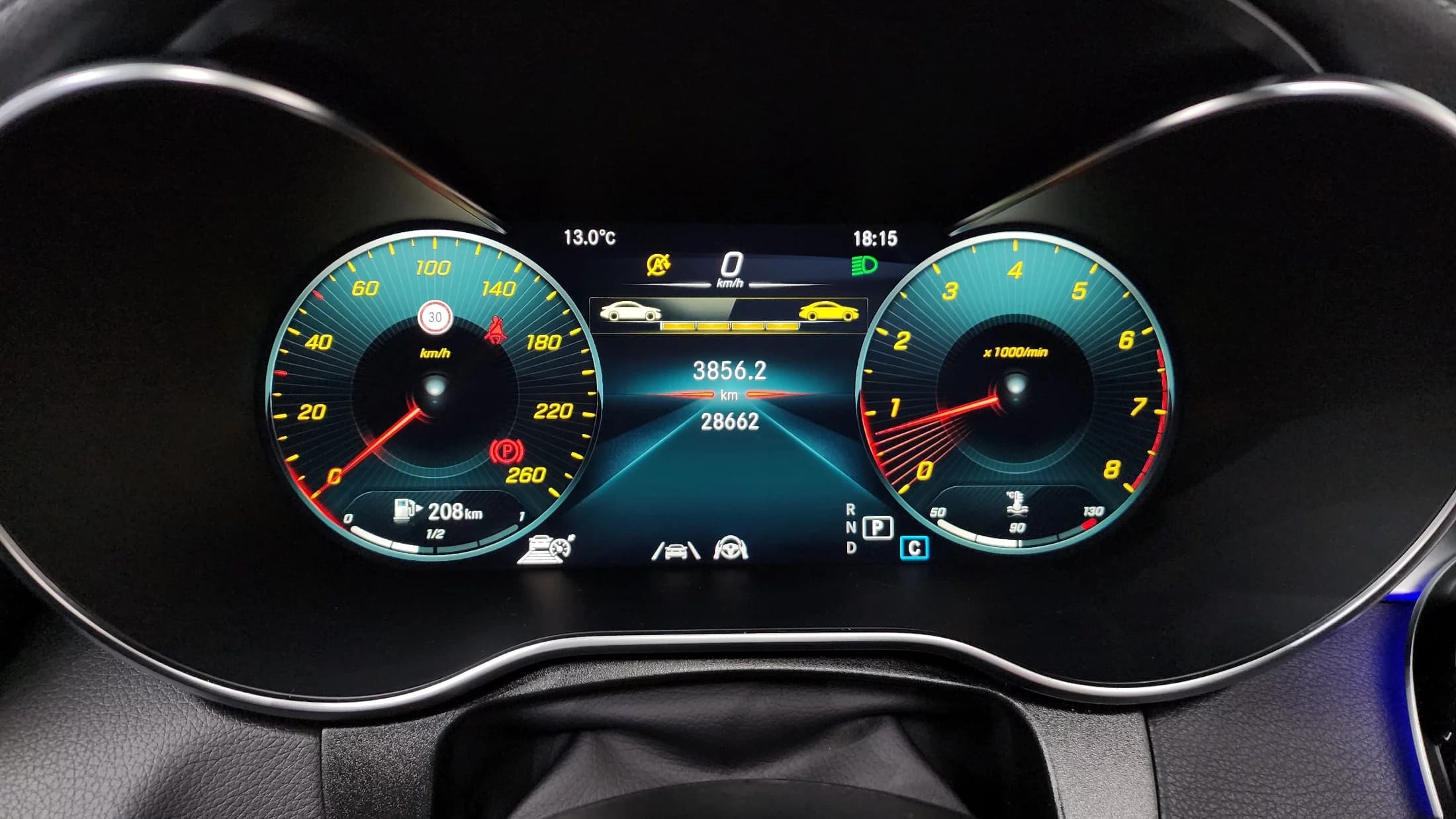 Mercedes-Benz GLC-Class GCL300 4MATIC Coupe, 2022 г. 28710 км. — фото 8