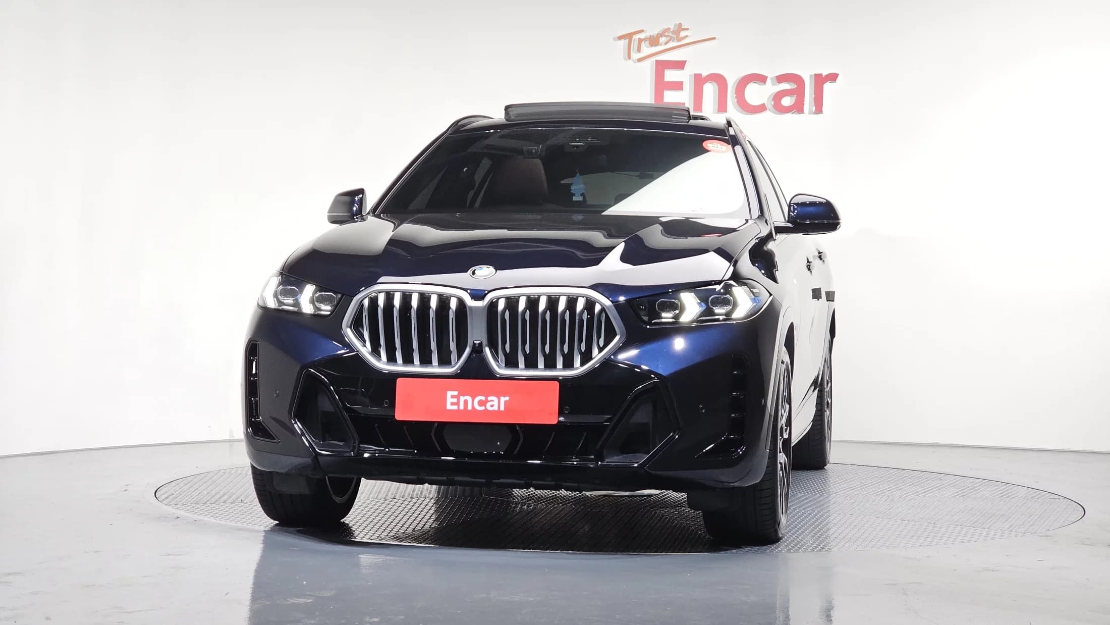BMW X6 xDrive40i M Sport, 2024 г. 14086 км. — фото 3