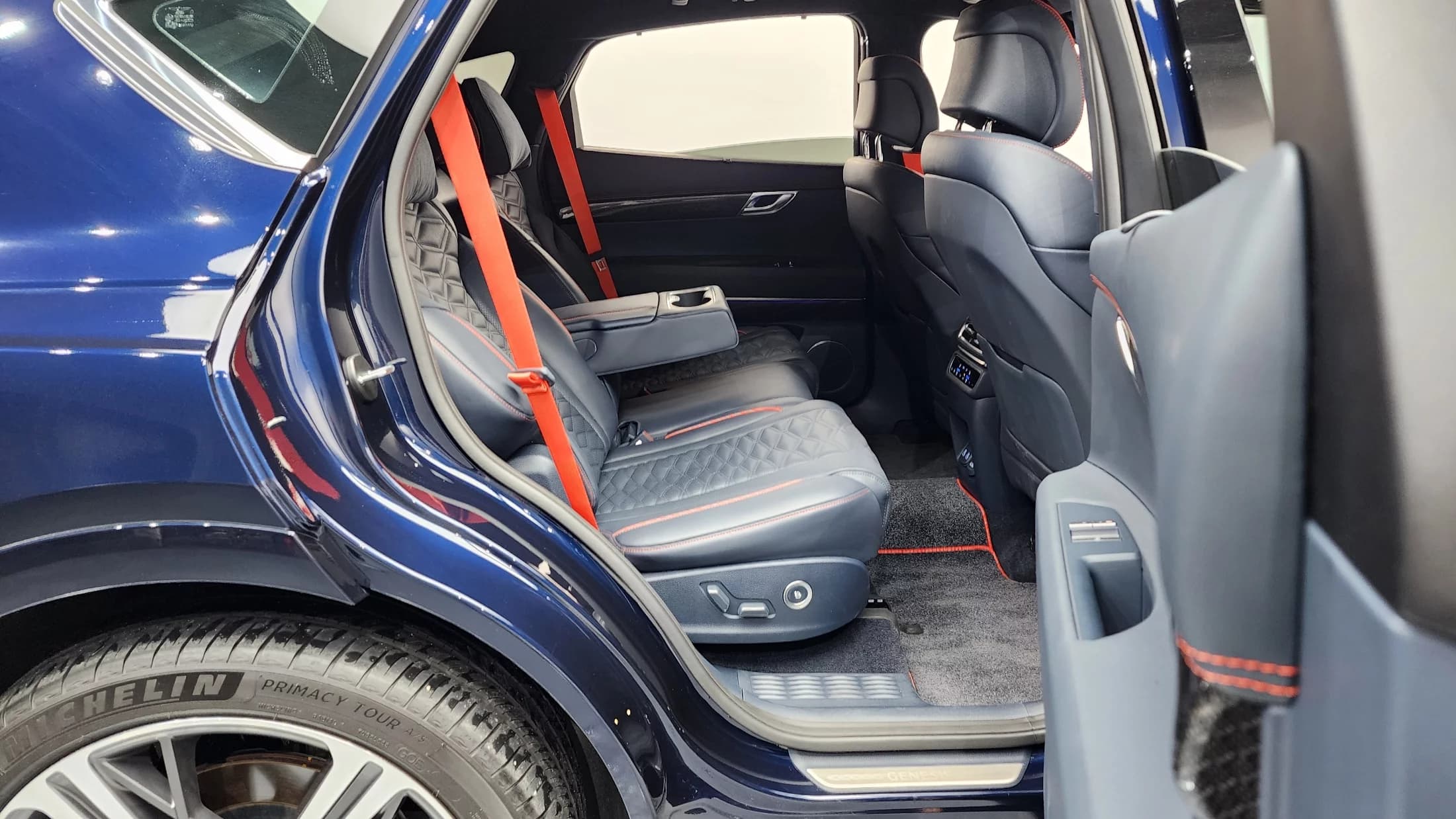 Genesis GV80 2.5T Gasoline AWD, 2024 г. 5300 км. — фото 12