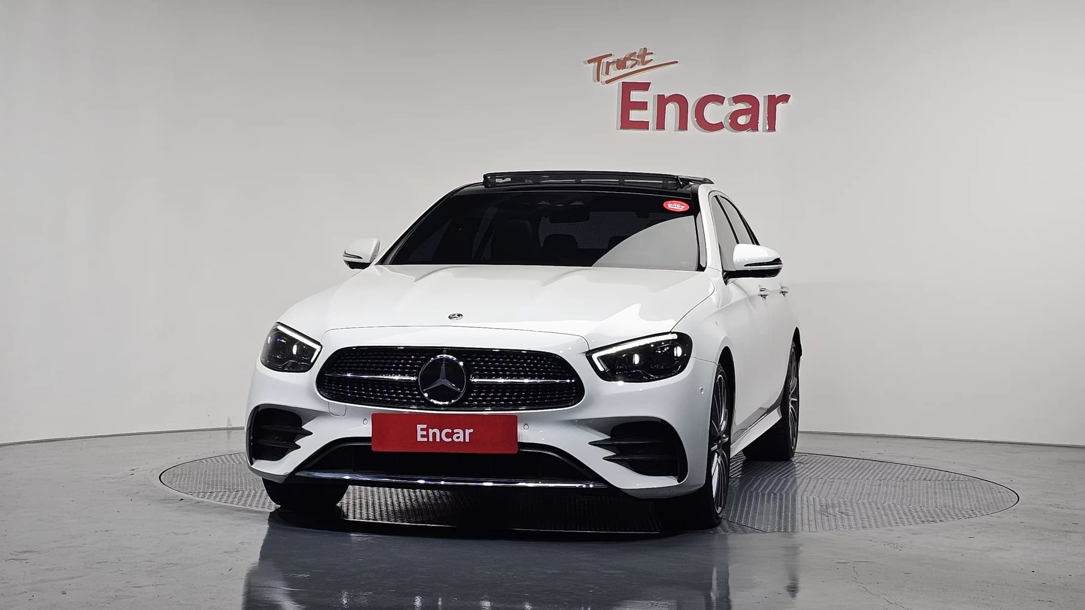 Mercedes-Benz E-Class E350 4MATIC AMG Line, 2021 г. 39944 км. — фото 3