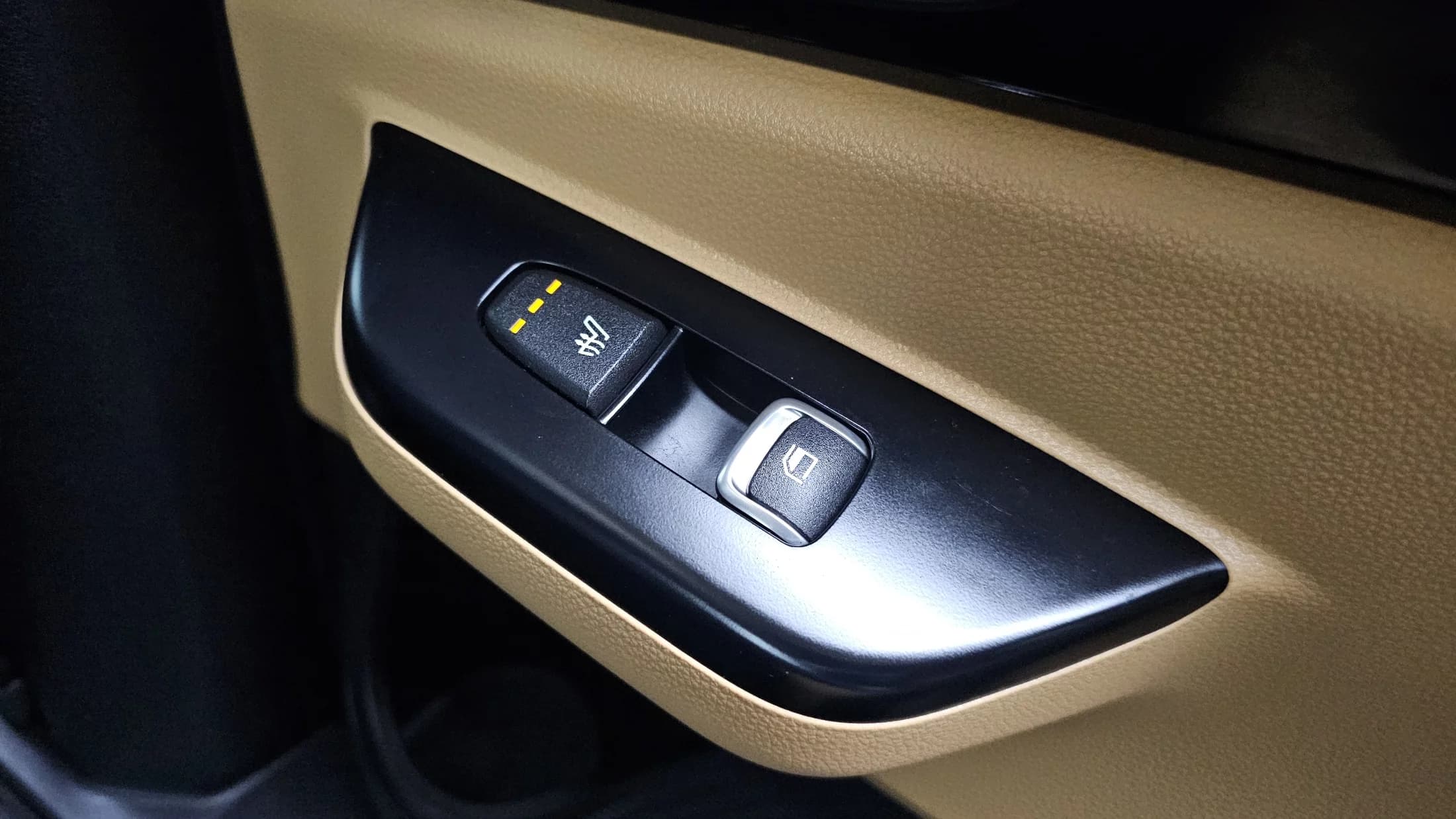 Kia Carnival 9-Seater Prestige, 2021 г. 120608 км. — фото 18