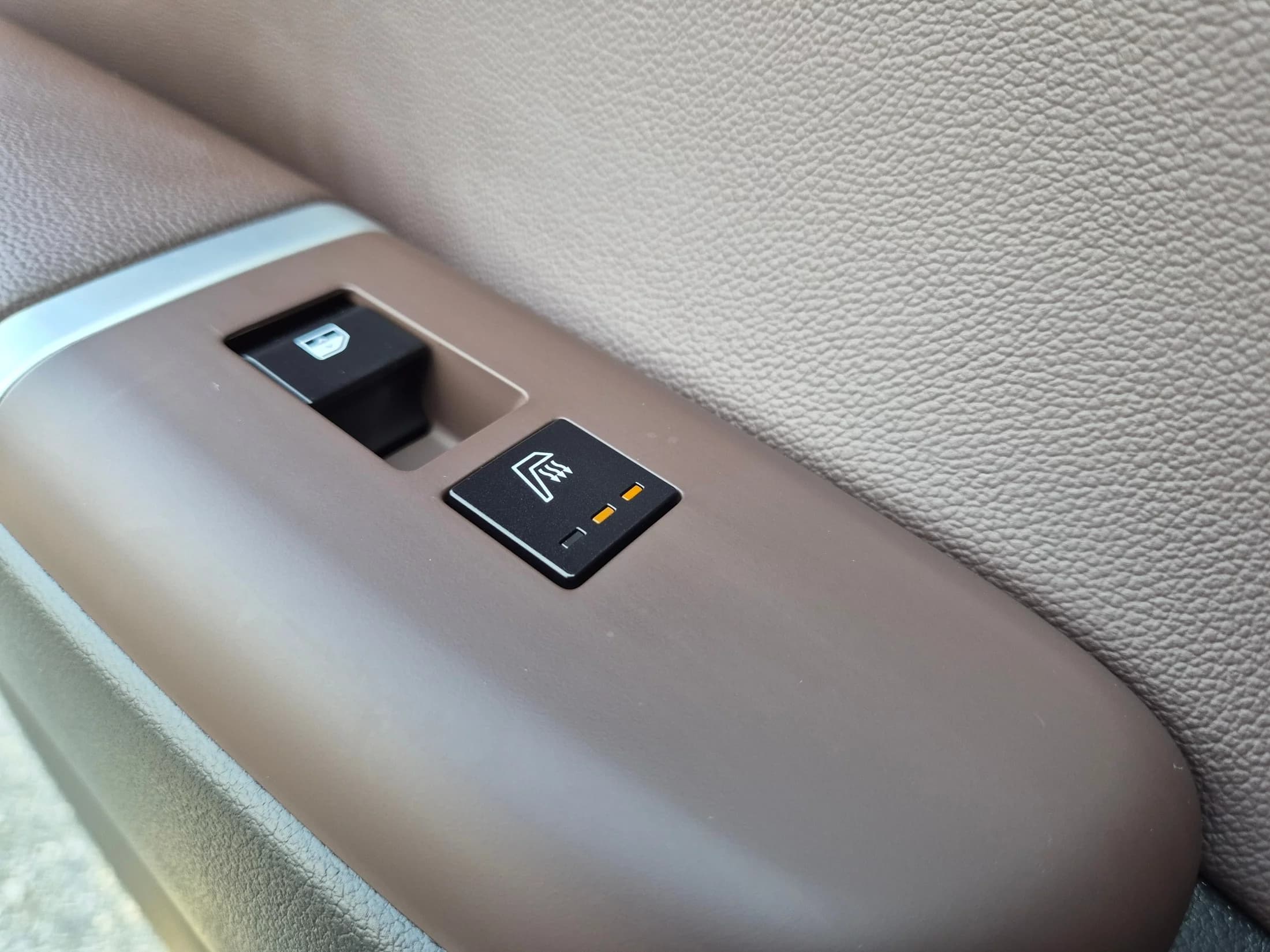 Hyundai Grandeur 2,5 Gasoline 2WD Exclusive, 2024 г. 9560 км. — фото 13