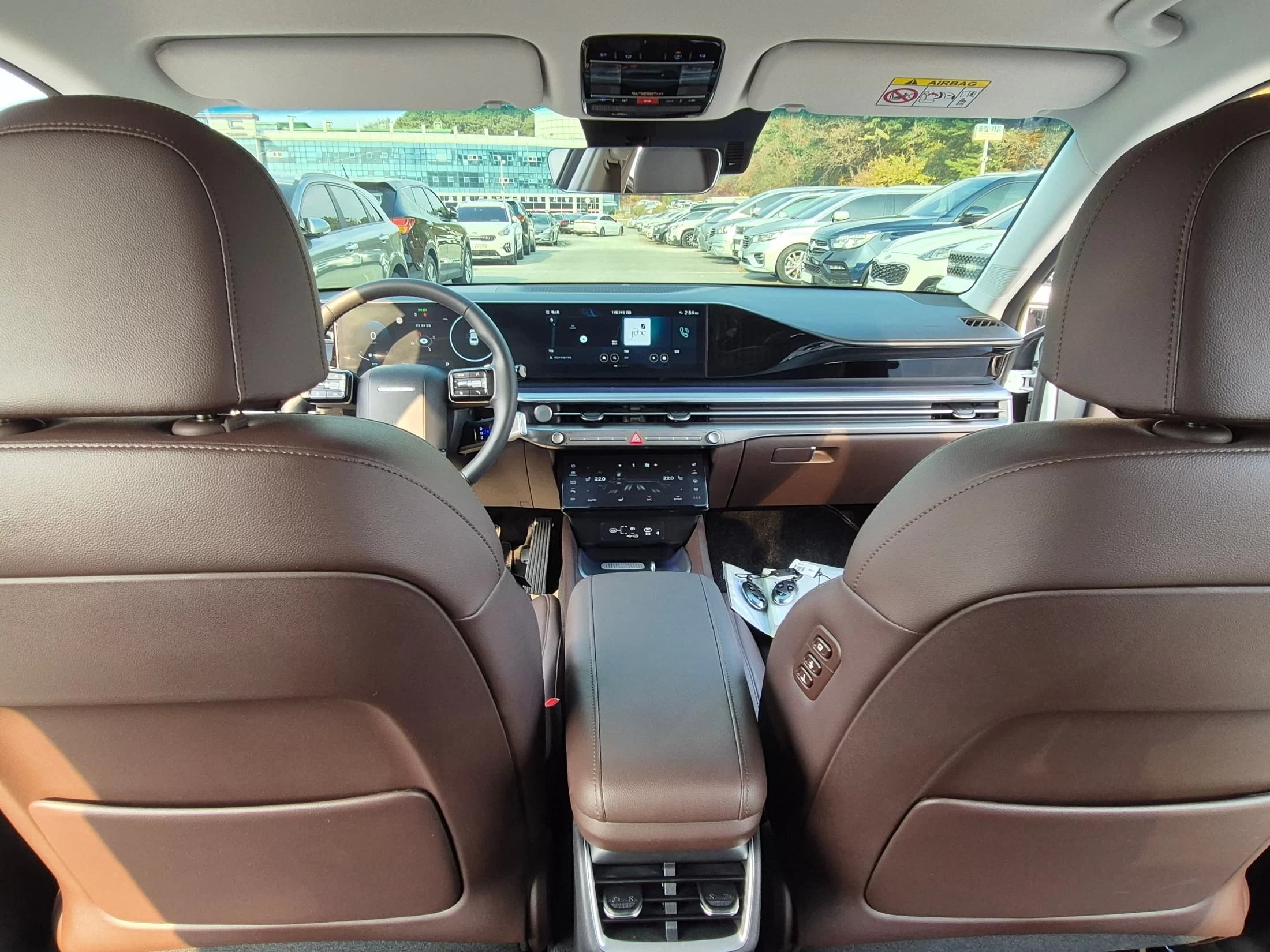 Hyundai Grandeur 2,5 Gasoline 2WD Exclusive, 2024 г. 9560 км. — фото 10