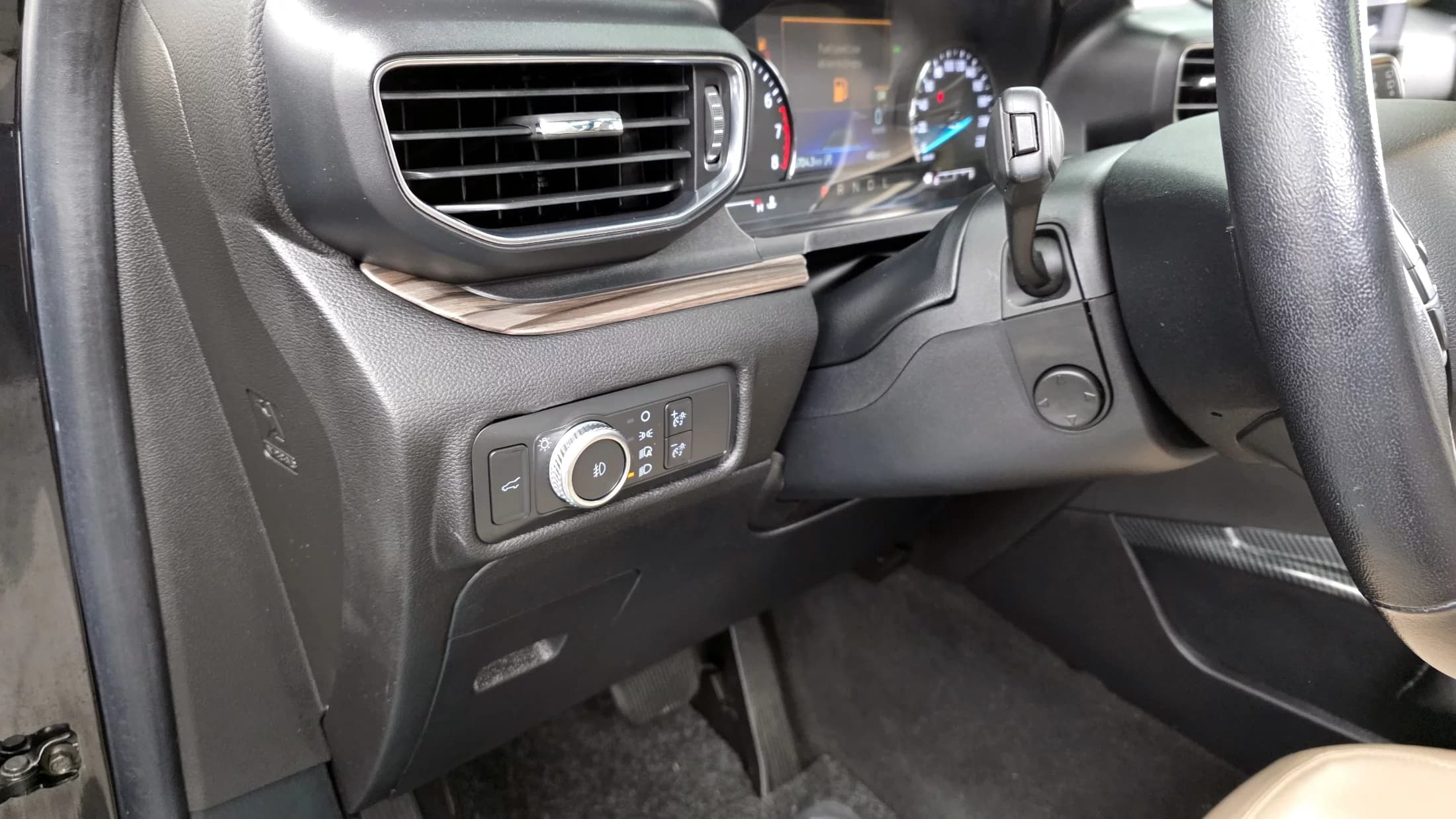 Ford EXPLORER 2.3 LimIted 4WD, 2021 г. 56739 км. — фото 17