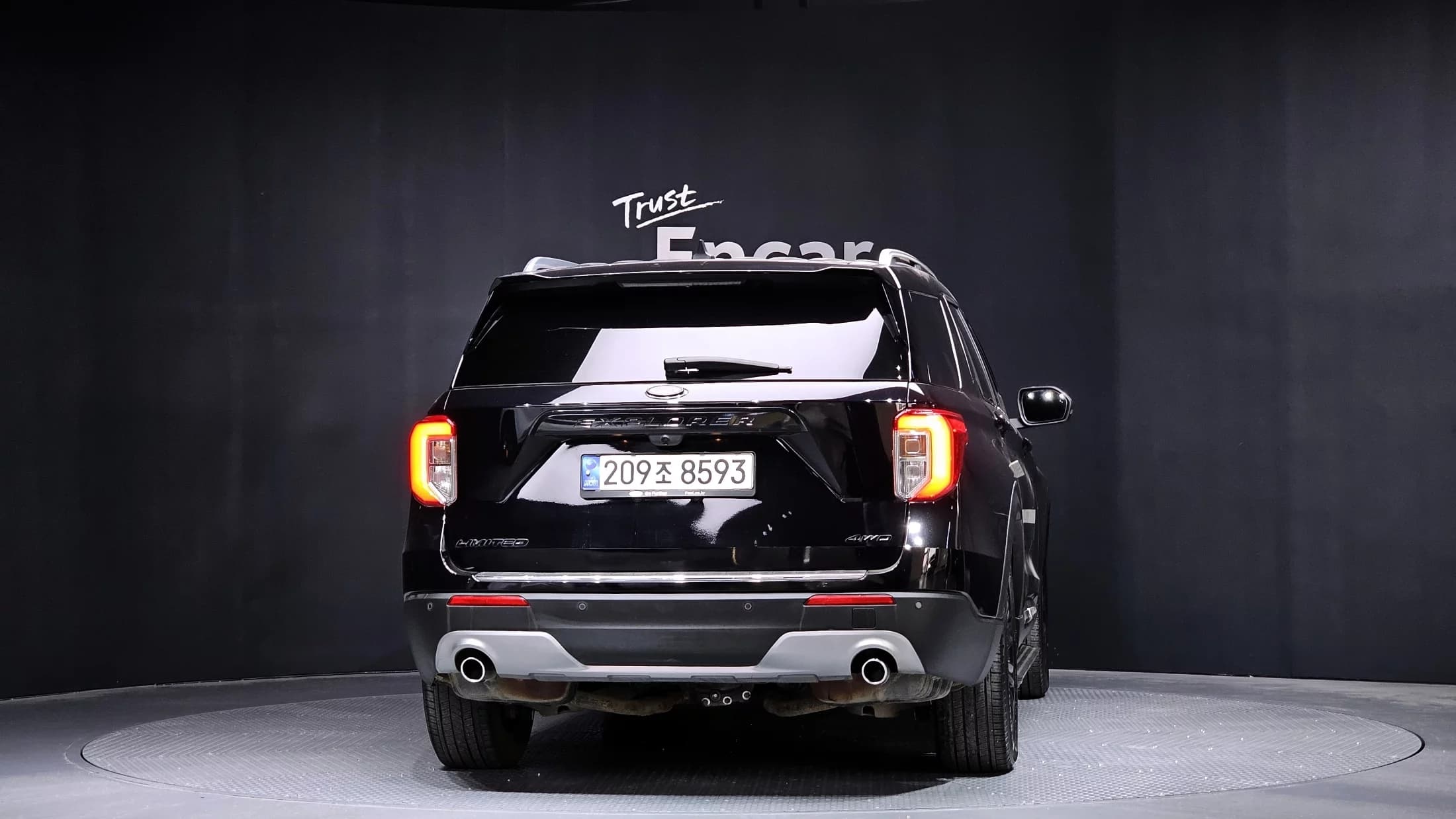 Ford EXPLORER 2.3 LimIted 4WD, 2021 г. 56739 км. — фото 4