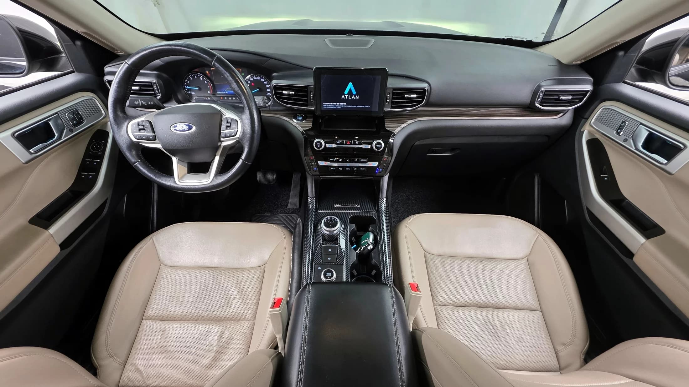 Ford EXPLORER 2.3 LimIted 4WD, 2021 г. 56739 км. — фото 7