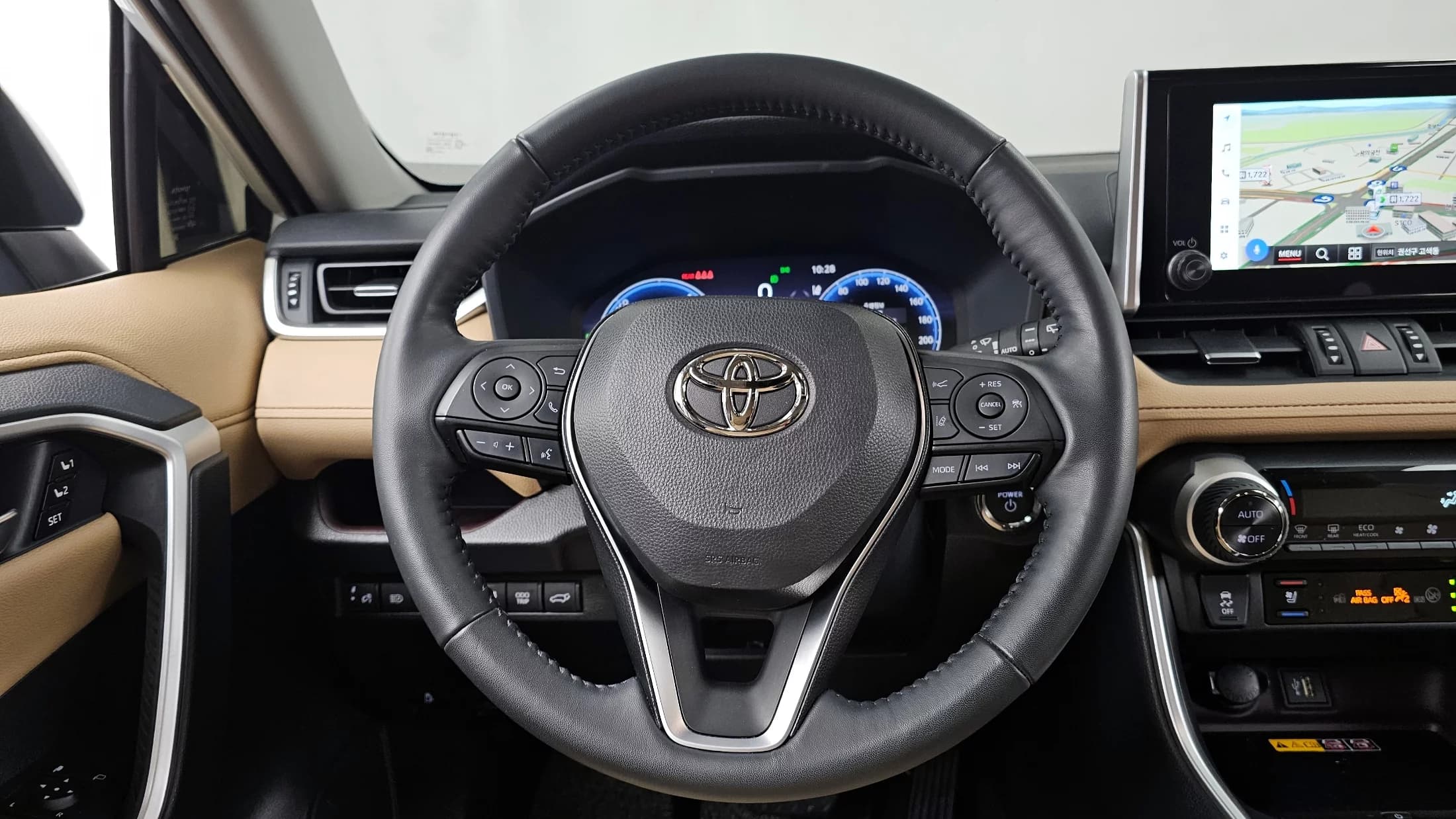 Toyota RAV4 2,5 4WD Hybrid LTD, гибрид, 2025 г. 24004 км. — фото 13