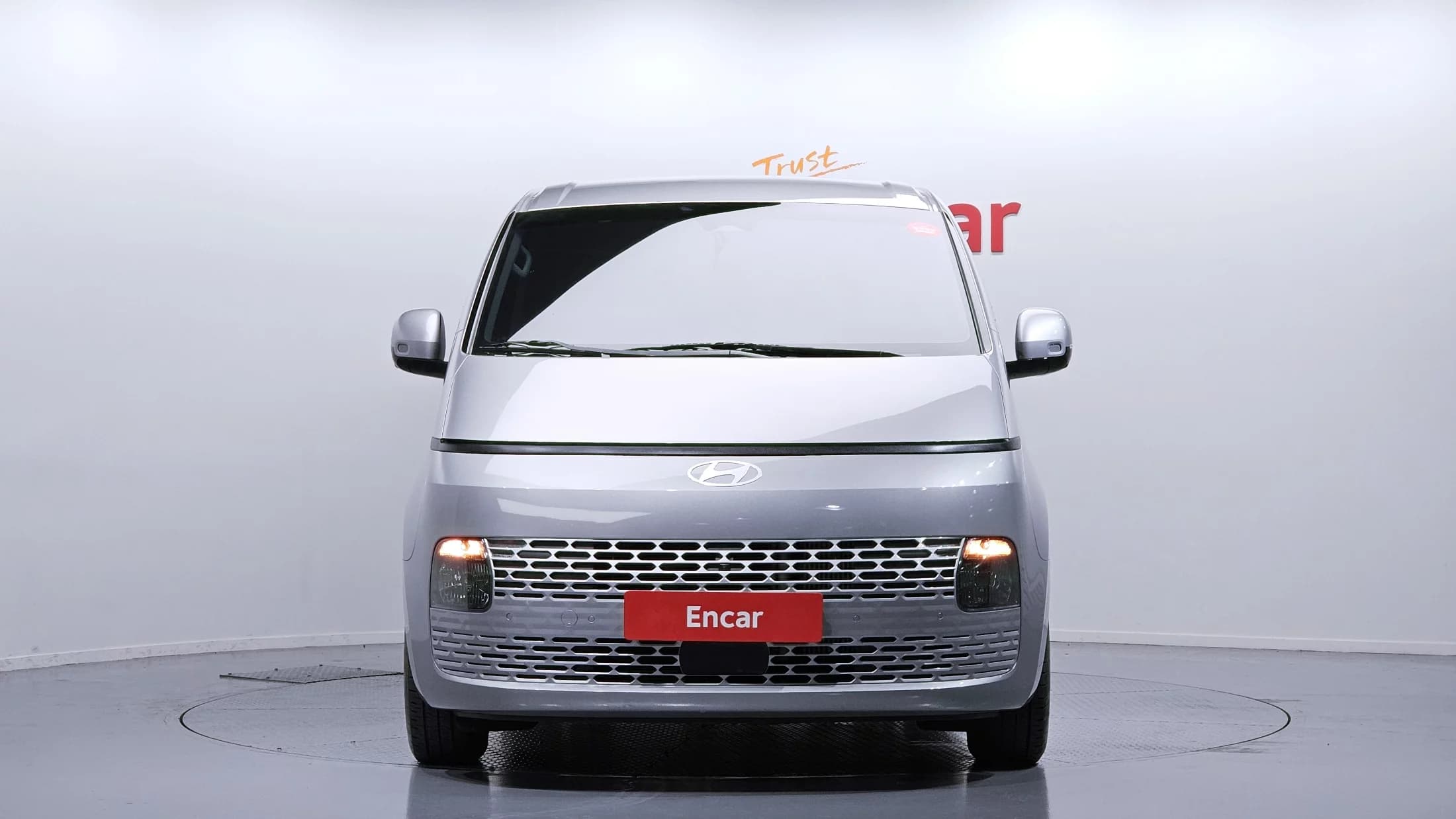 Hyundai Staria Cargo 5-Seater Modern, 2025 г. 13889 км. — фото 3