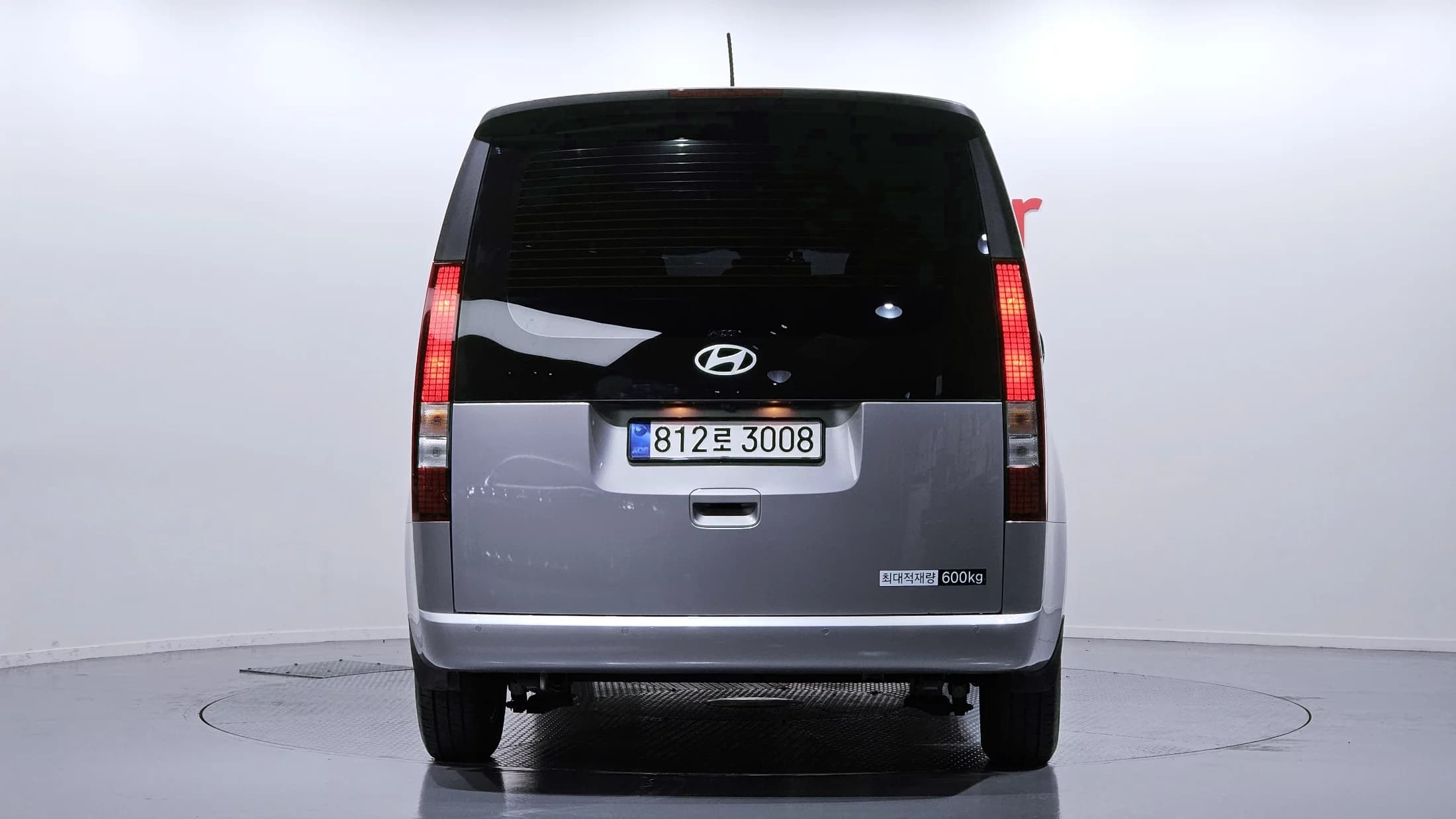 Hyundai Staria Cargo 5-Seater Modern, 2025 г. 13889 км. — фото 4