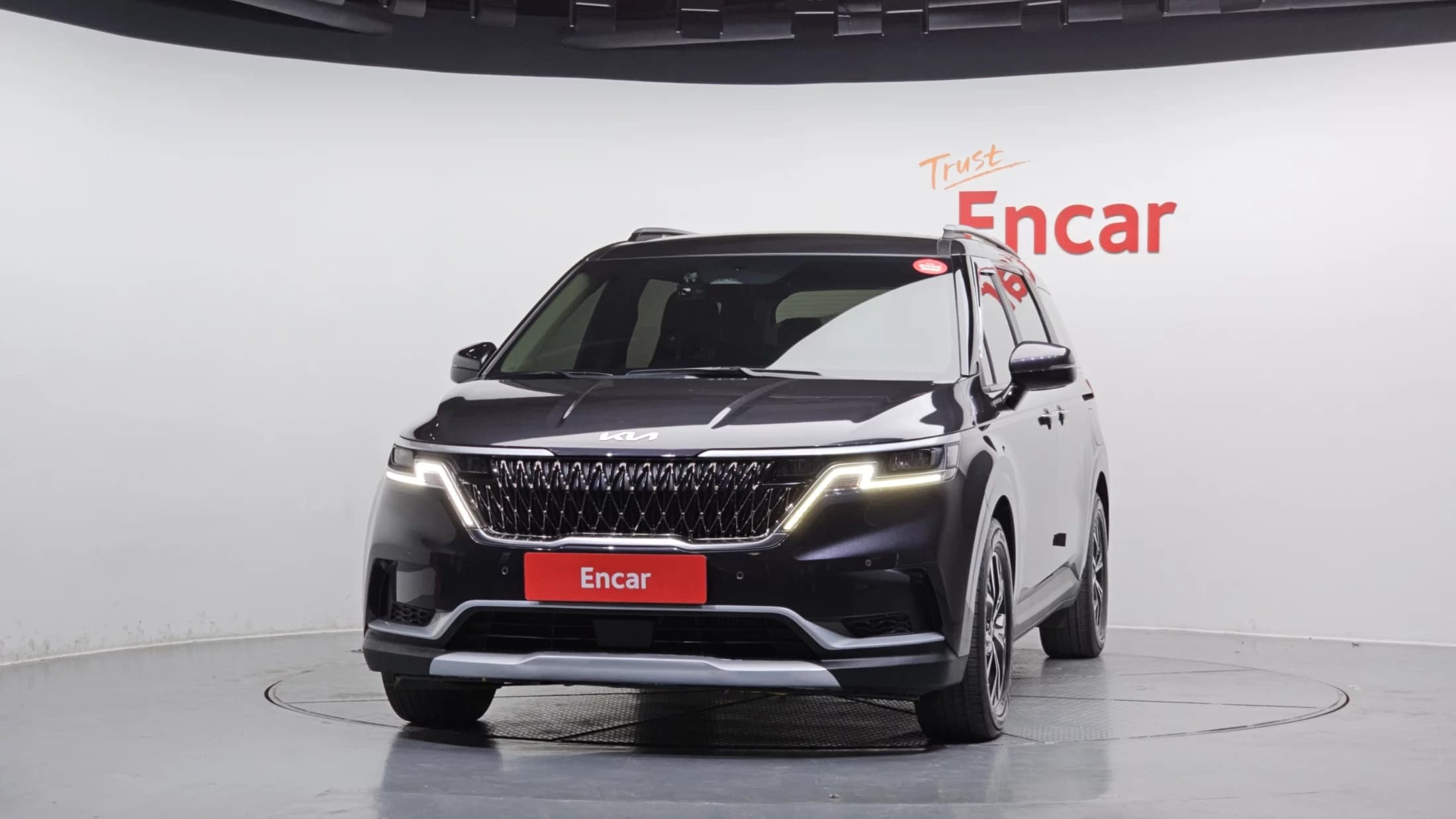 Kia Carnival 9-Seater Prestige, 2022 г. 62946 км. — фото 3