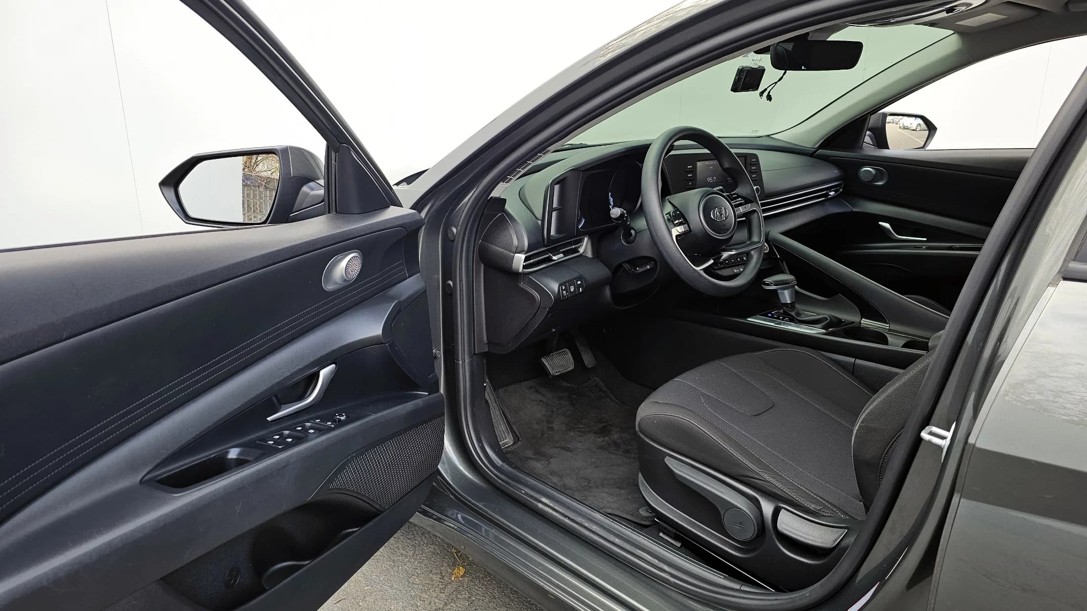 Hyundai AVANTE (Хендай Элантра) Smart, гибрид, 2021 г. 28360 км. — фото 11