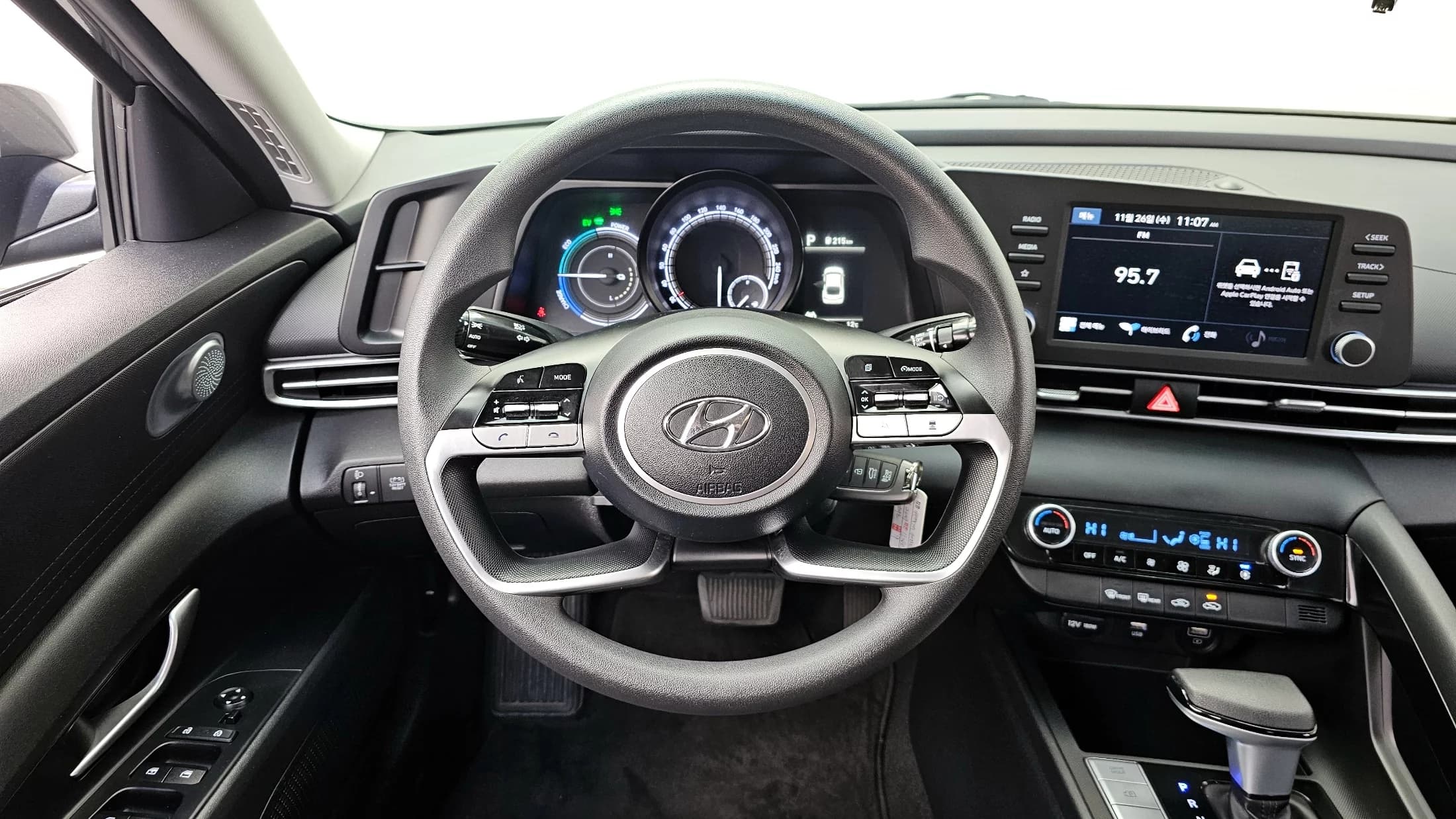 Hyundai AVANTE (Хендай Элантра) Smart, гибрид, 2021 г. 28360 км. — фото 13