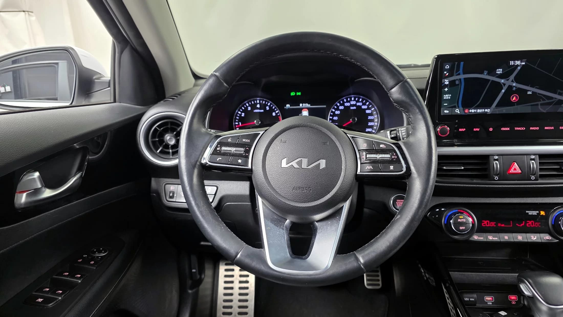 Kia K3 (Киа Церато) 1.6 Prestige, 2023 г. 94590 км. — фото 13