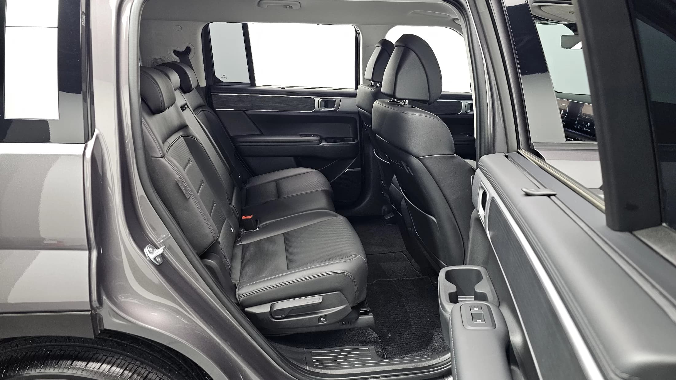 Hyundai Santa Fe Gasoline 2.5T 2WD Prestige, 2023 г. 15540 км. — фото 11