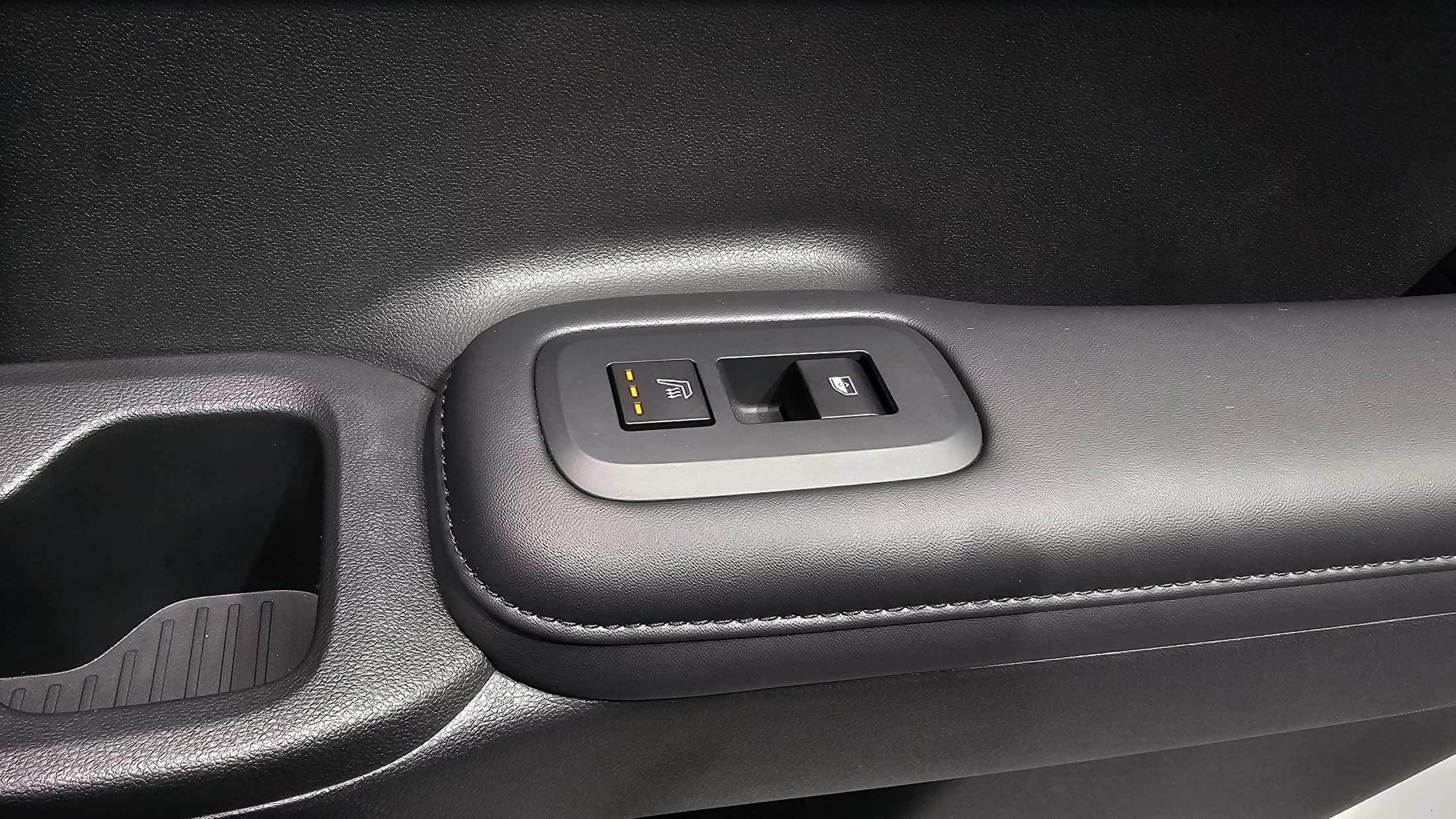 Hyundai Santa Fe Gasoline 2.5T 2WD Prestige, 2023 г. 15540 км. — фото 19