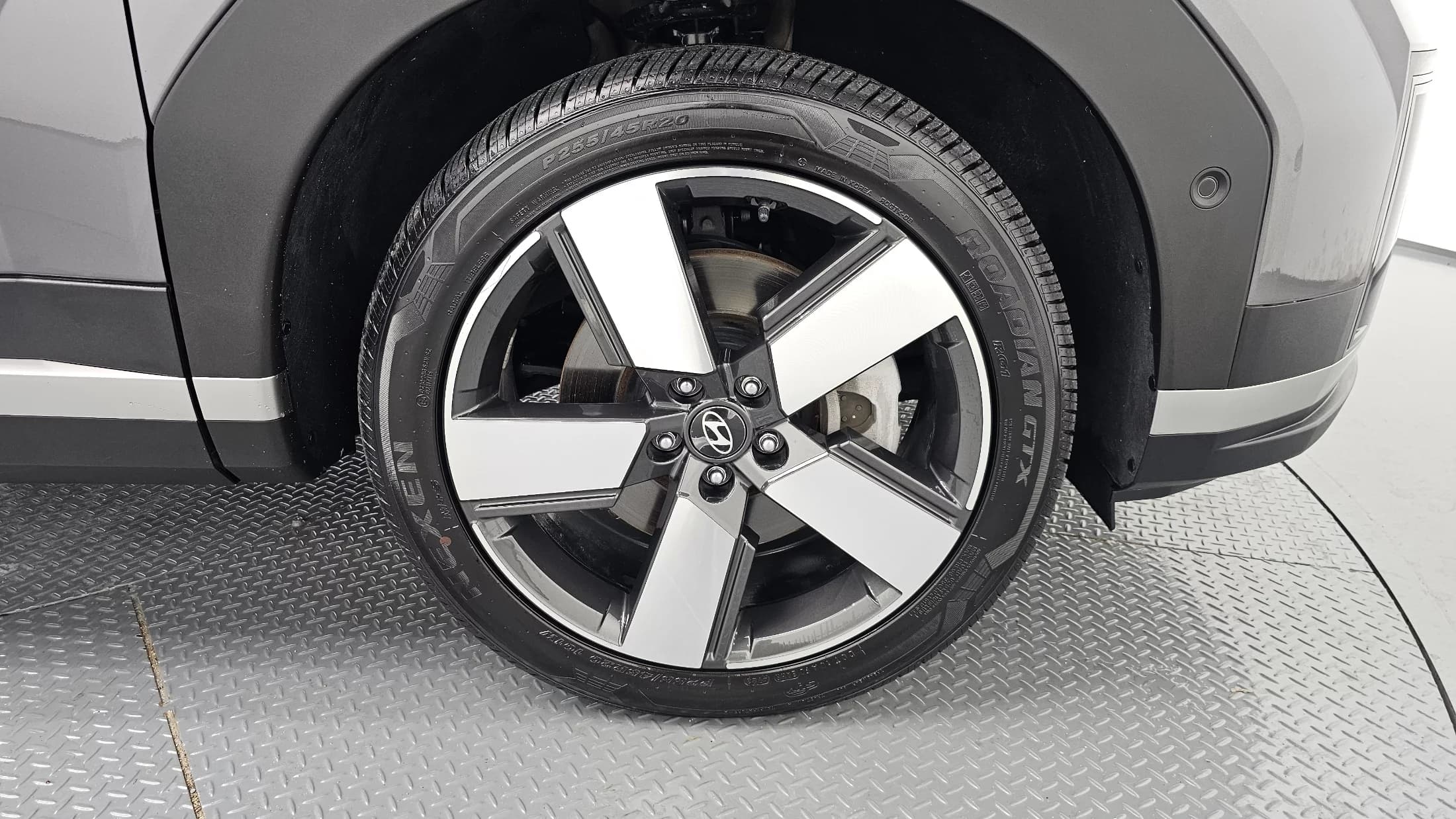 Hyundai Santa Fe Gasoline 2.5T 2WD Prestige, 2023 г. 15540 км. — фото 5