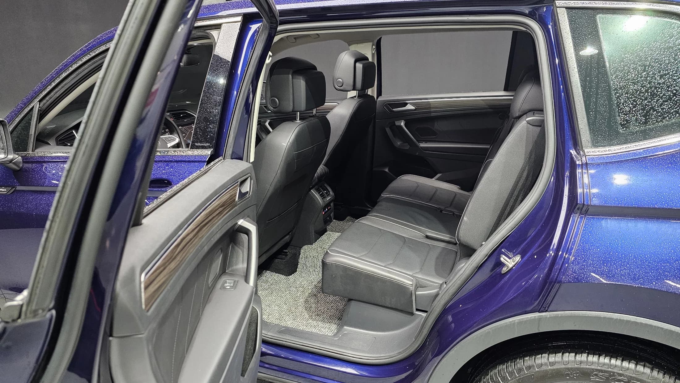 Volkswagen TIGUAN 2.0 TSI Prestige, 2023 г. 24944 км. — фото 10
