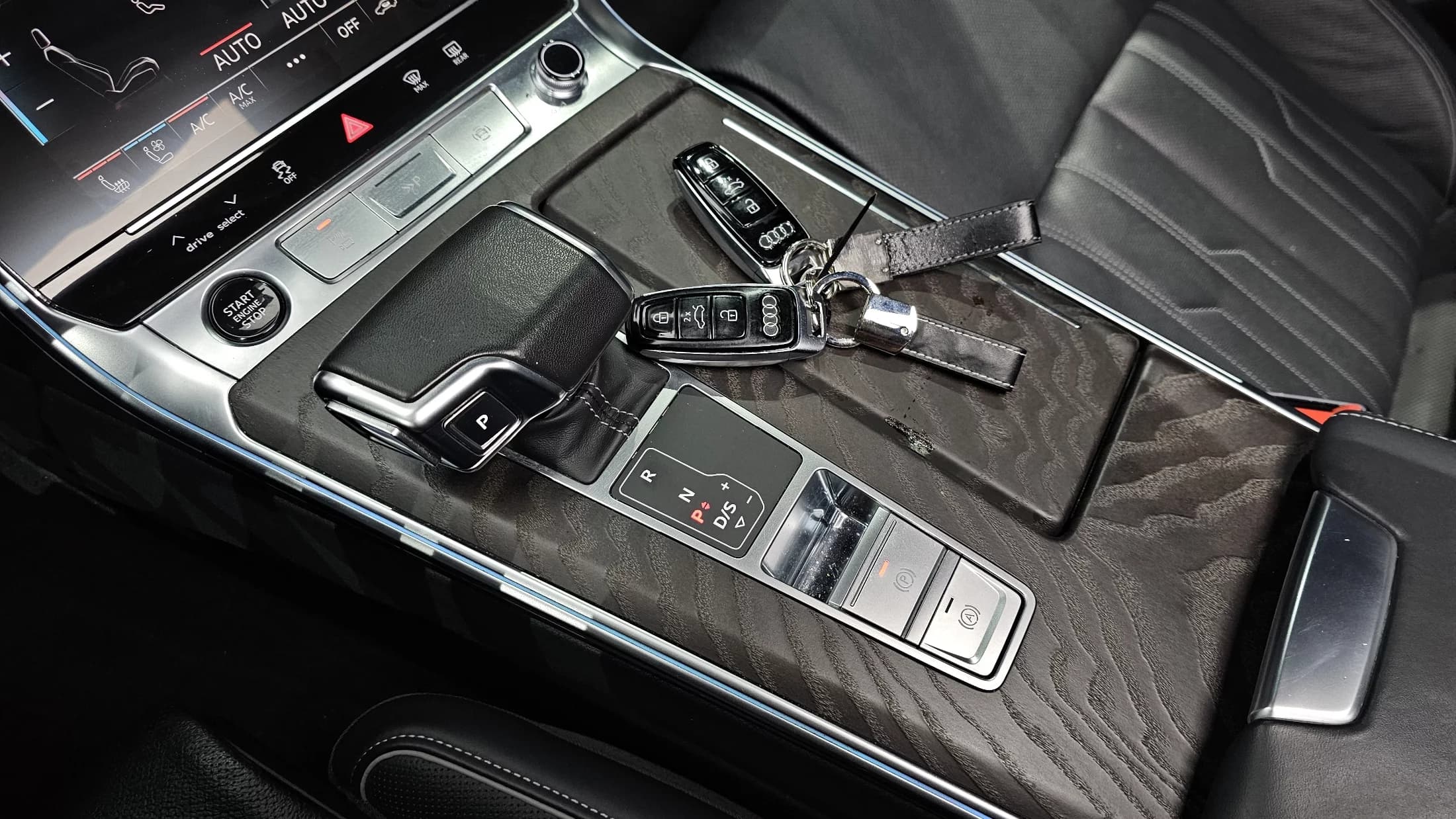 Audi A6 40 TDI Premium, 2022 г. 52287 км. — фото 9