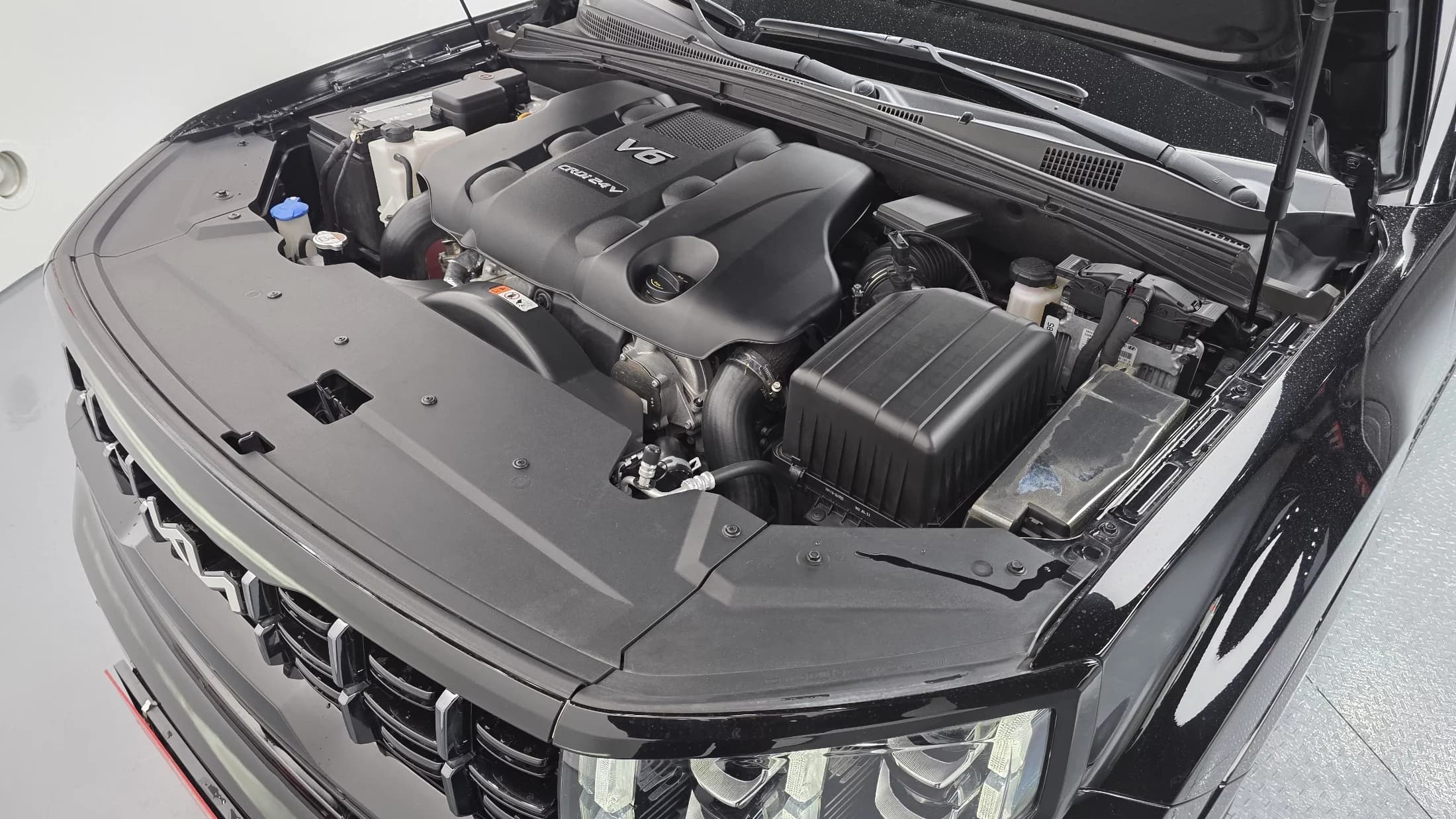 Kia Mohave Diesel 3.0 4WD 7-Seater Masters, 2022 г. 58621 км. — фото 6