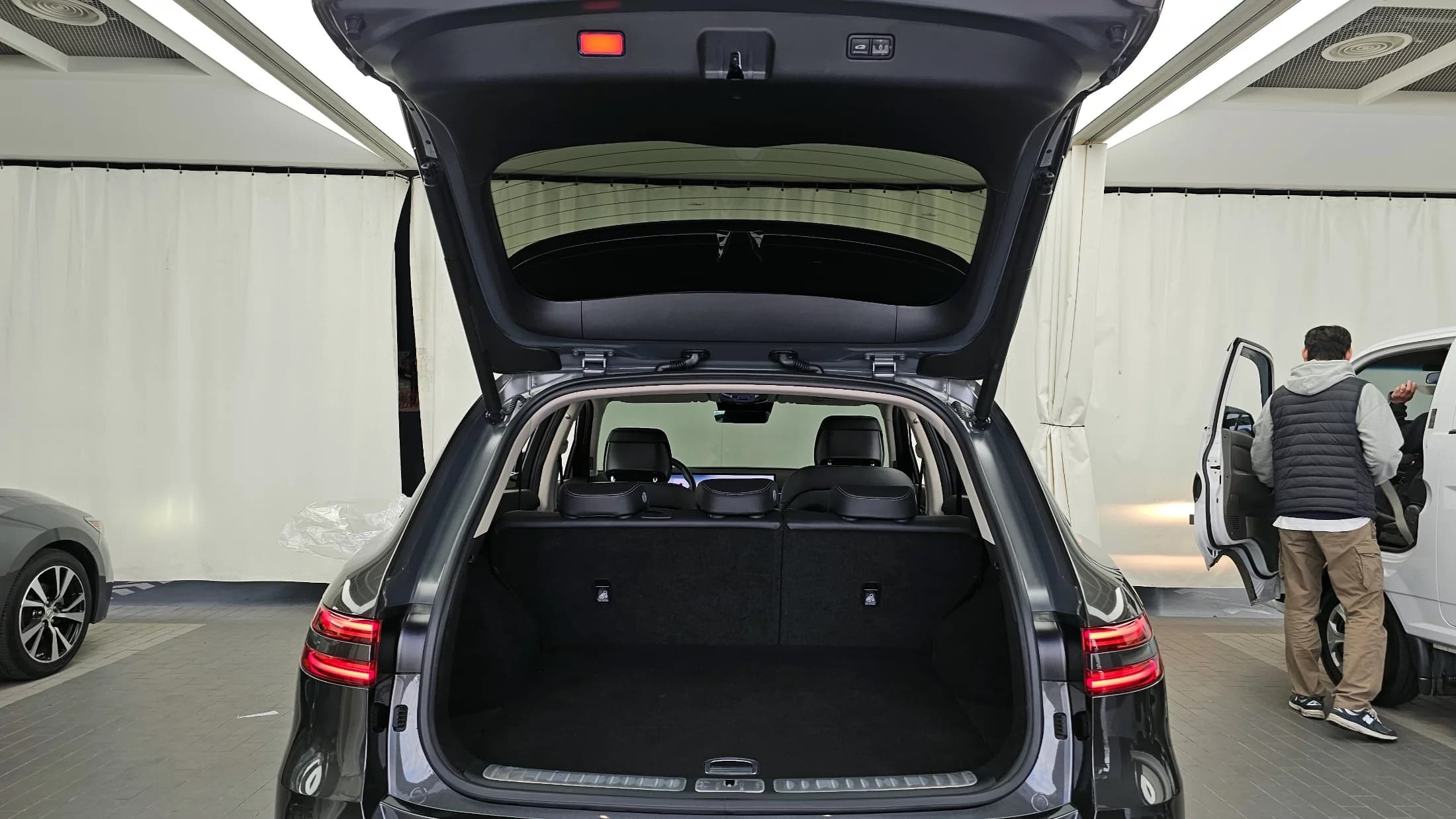 Genesis GV70 2.5T Gasoline AWD, 2024 г. 11982 км. — фото 20