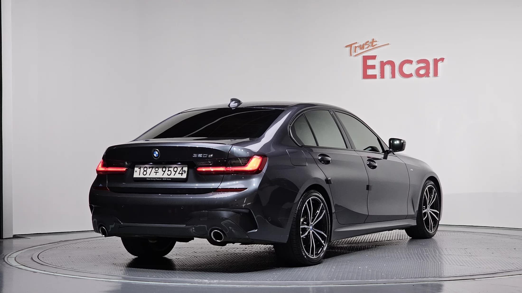 BMW 3-Series 320d M Sport, 2022 г. 95412 км. — фото 2
