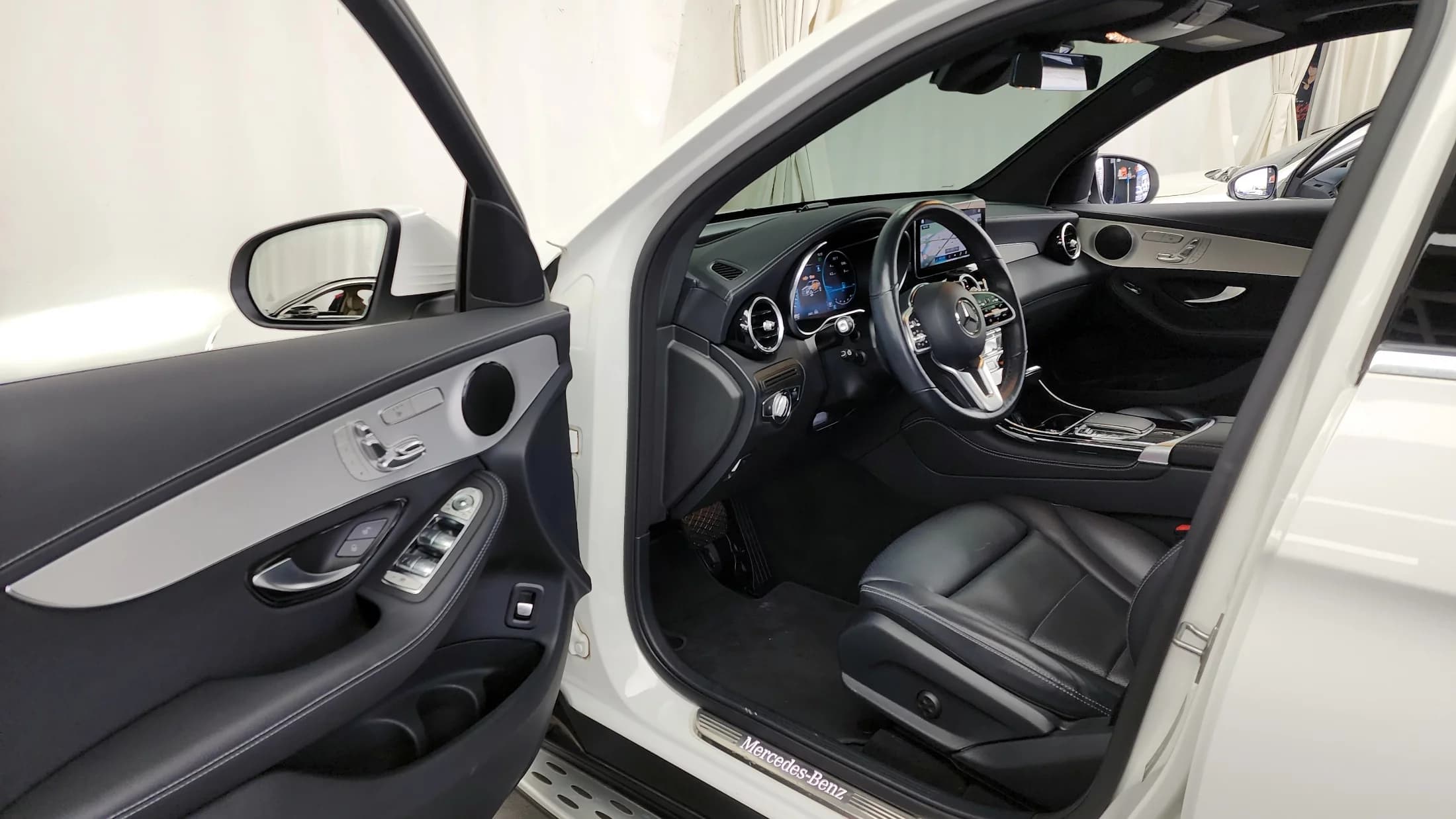 Mercedes-Benz GLC-Class GLC220 d 4MATIC, 2021 г. 37238 км. — фото 10
