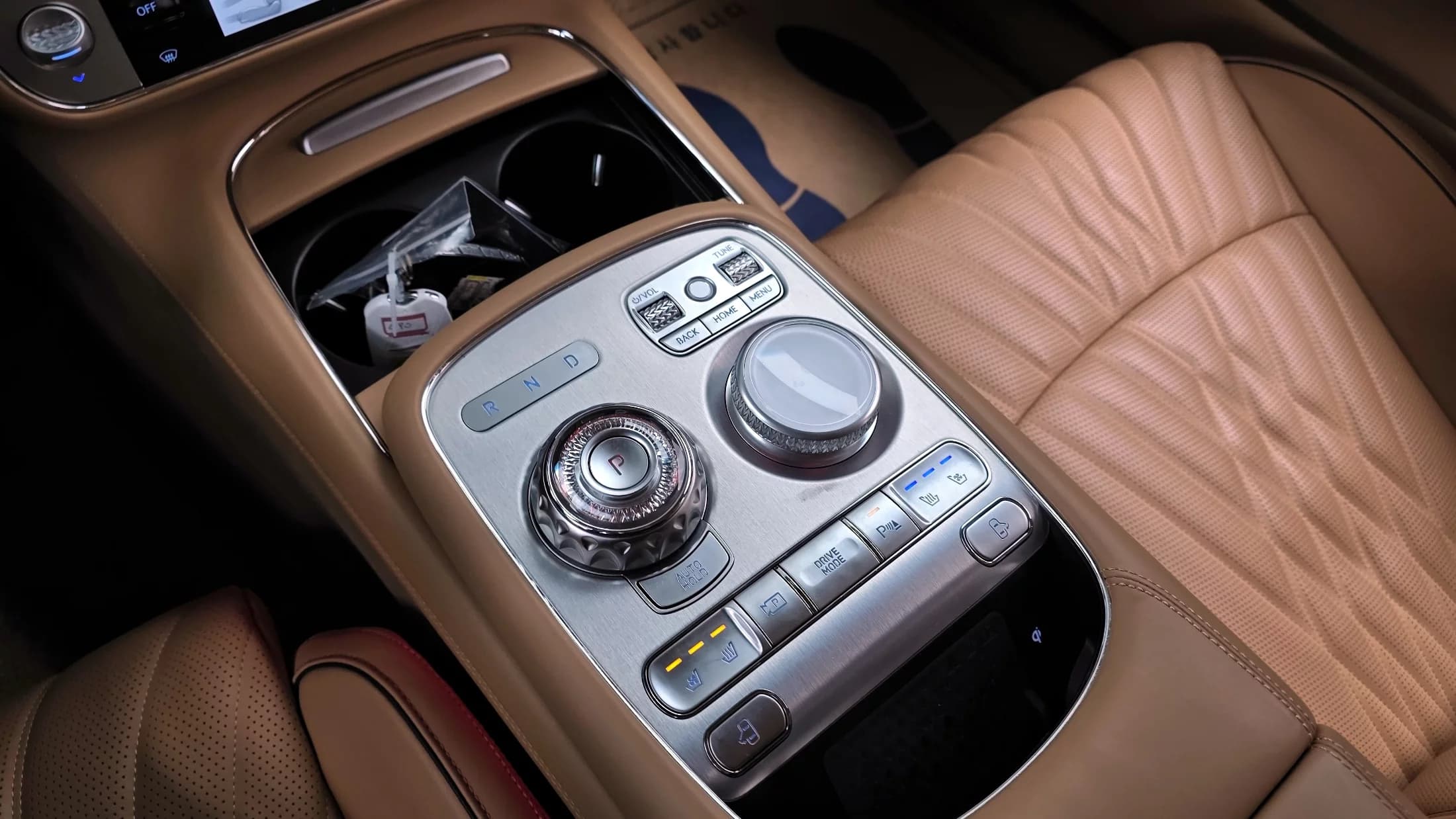 Genesis G90 Gasoline 3.5 Turbo AWD, 2022 г. 45895 км. — фото 9