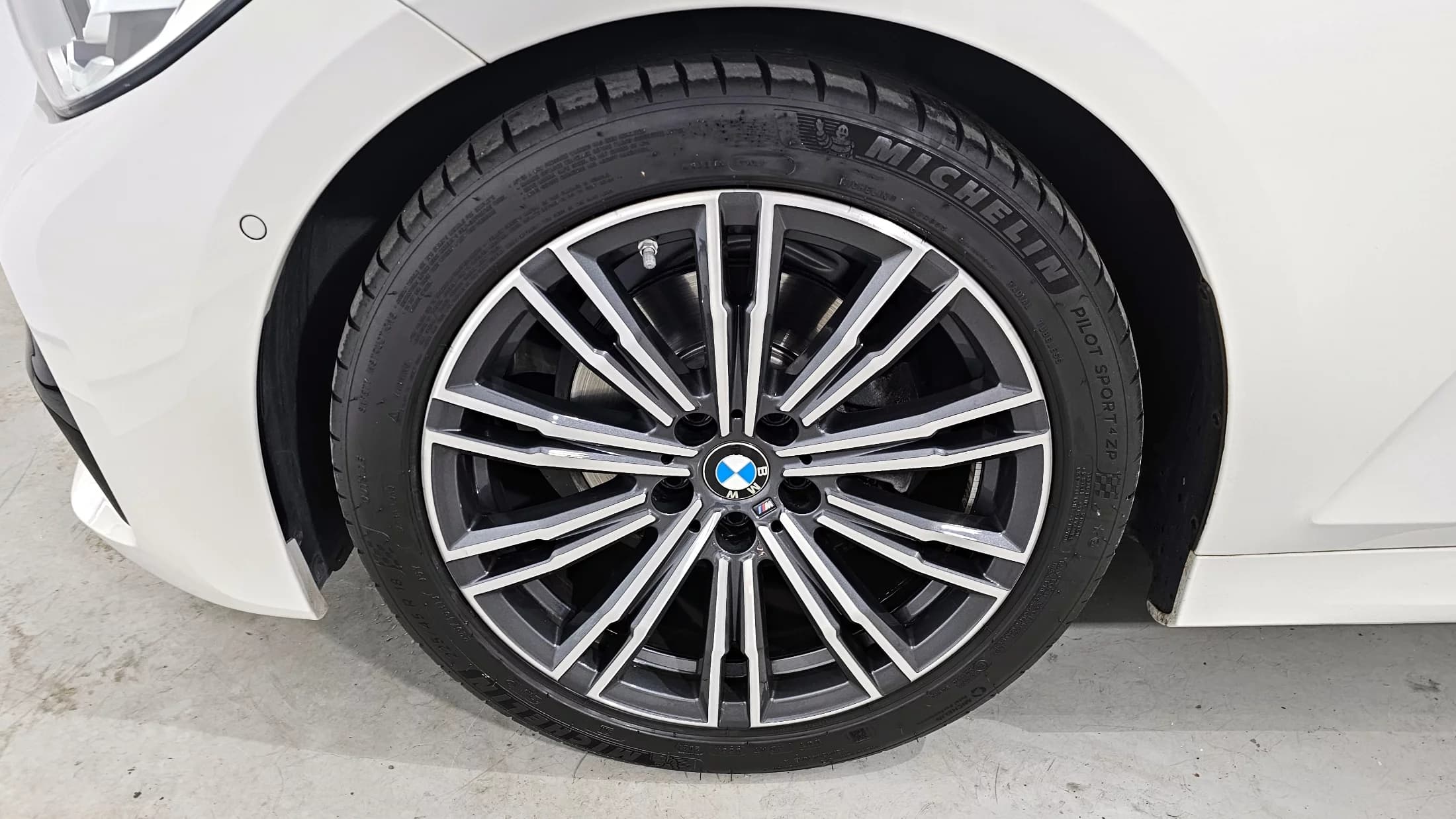 BMW 3-Series 320i M Sport, 2021 г. 34695 км. — фото 5