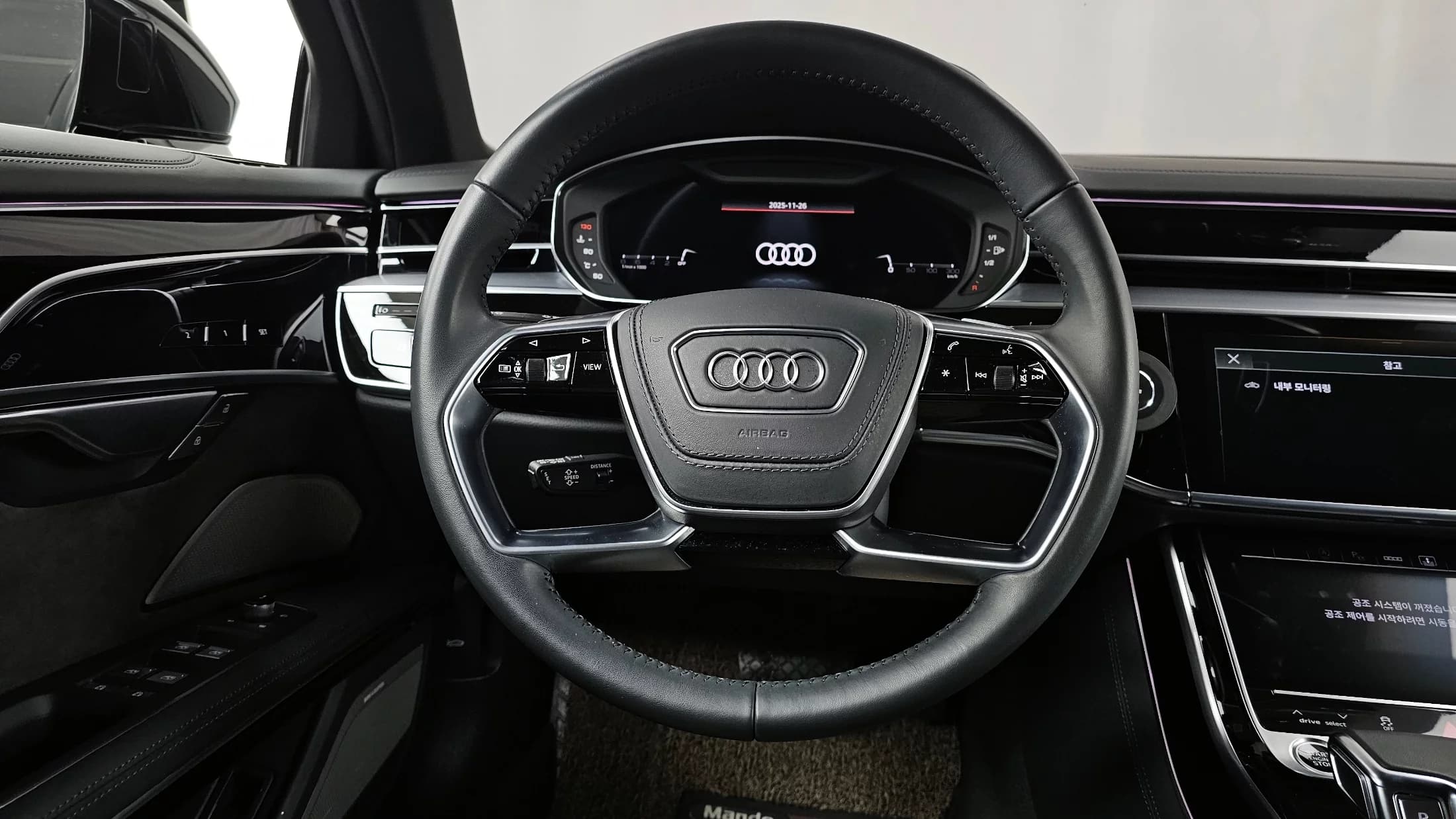 Audi A8 55 TFSI Quattro LWB, 2021 г. 39266 км. — фото 13
